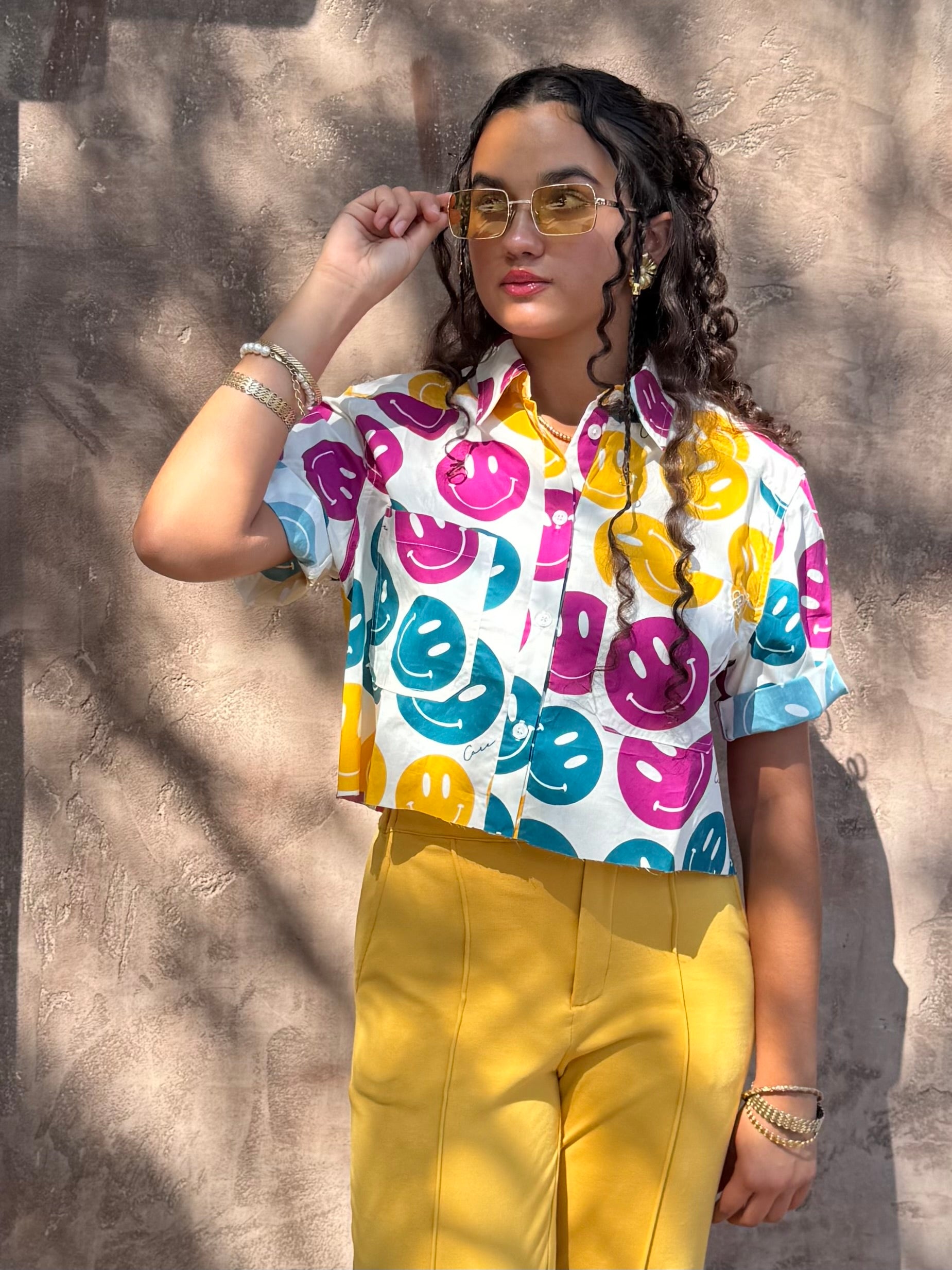 Basic Preslie Poplin Cropped Shirt All Over Smiley