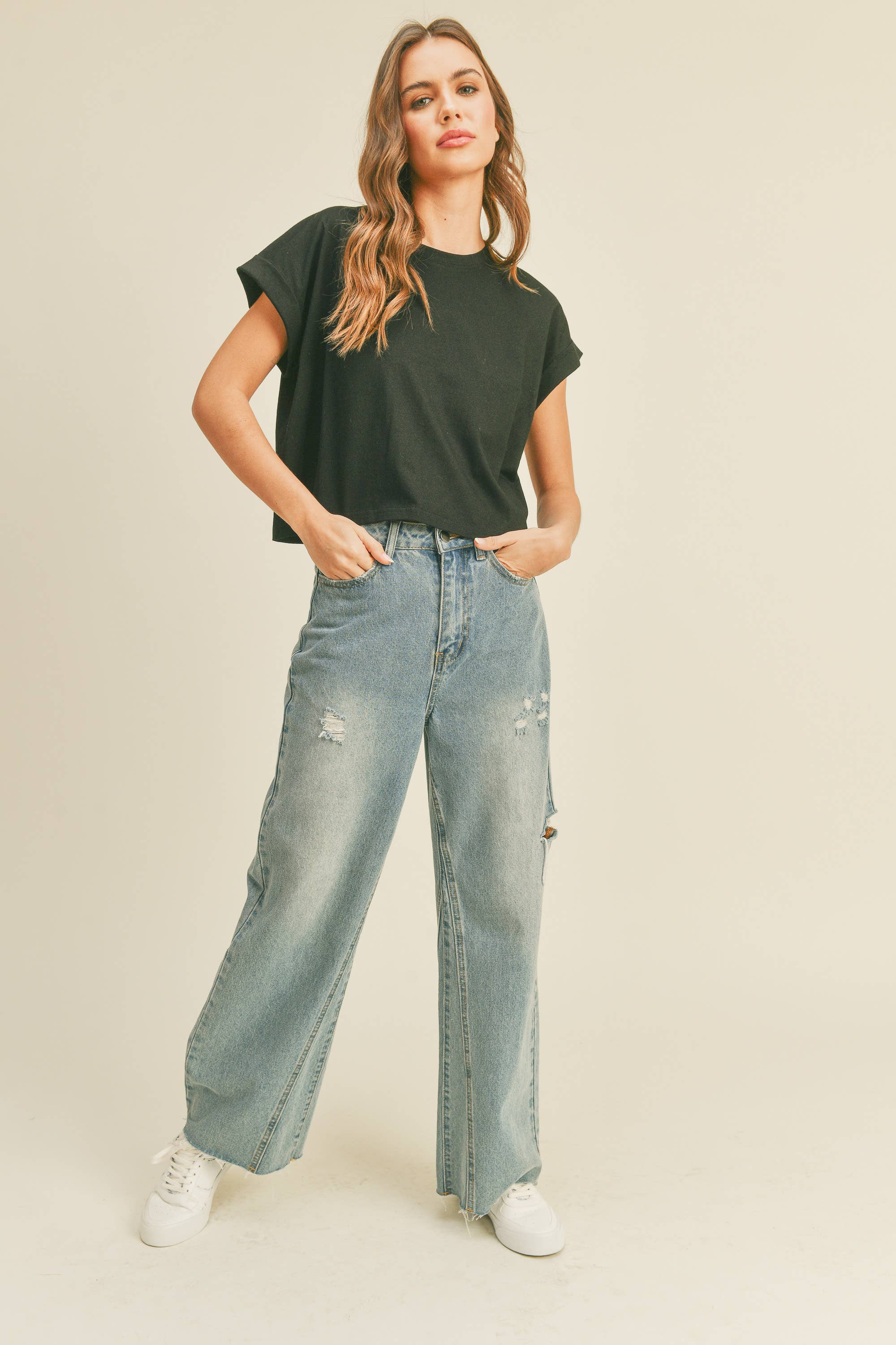 Dylan NECK CUFFED SLEEVE TOP