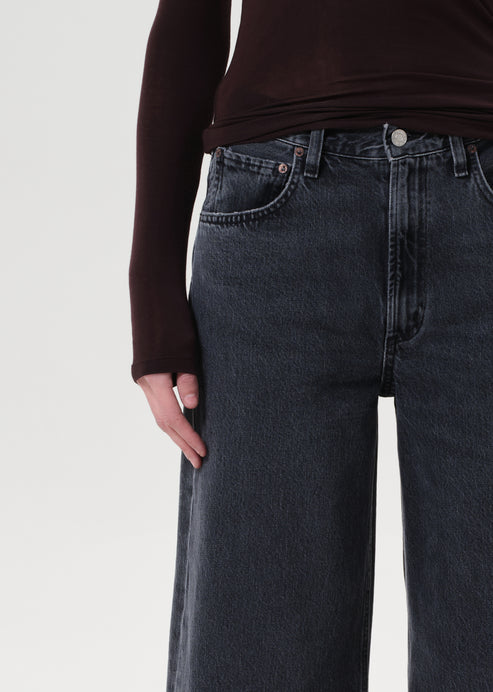 Low Curve Jean In Symbolic