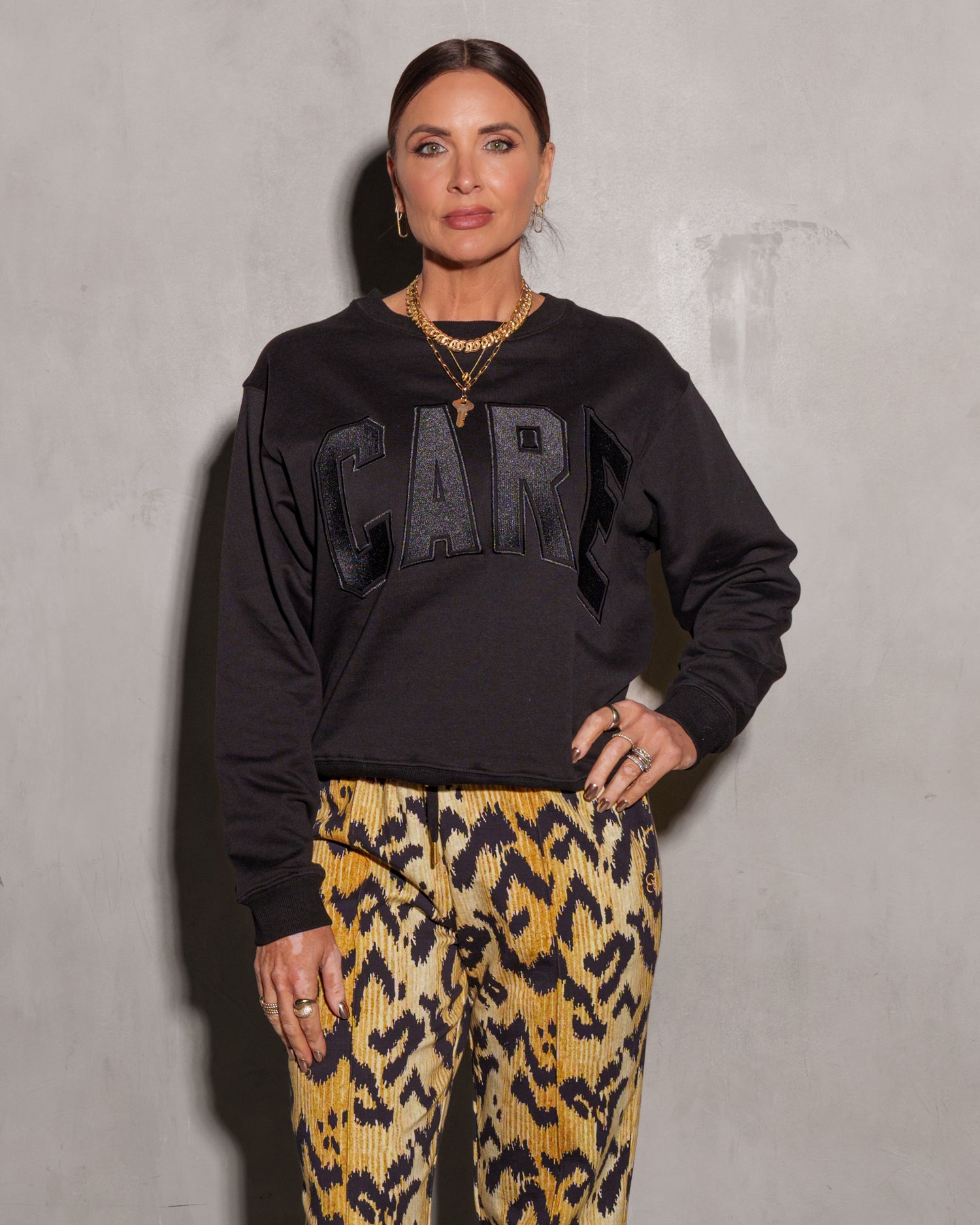 90’s Baggy CARE Crewneck - Black