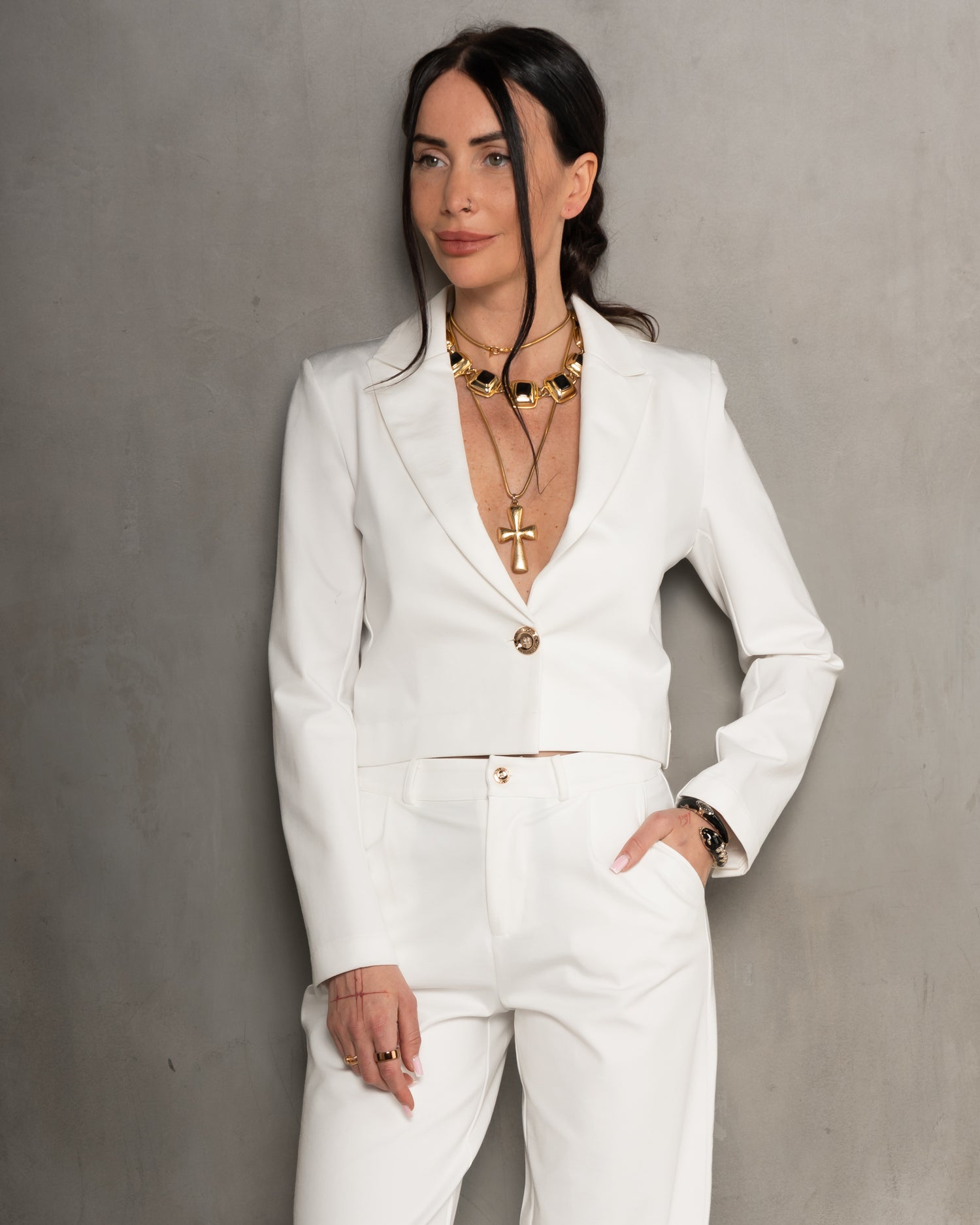 Cameron Premiere Cropped Blazer White