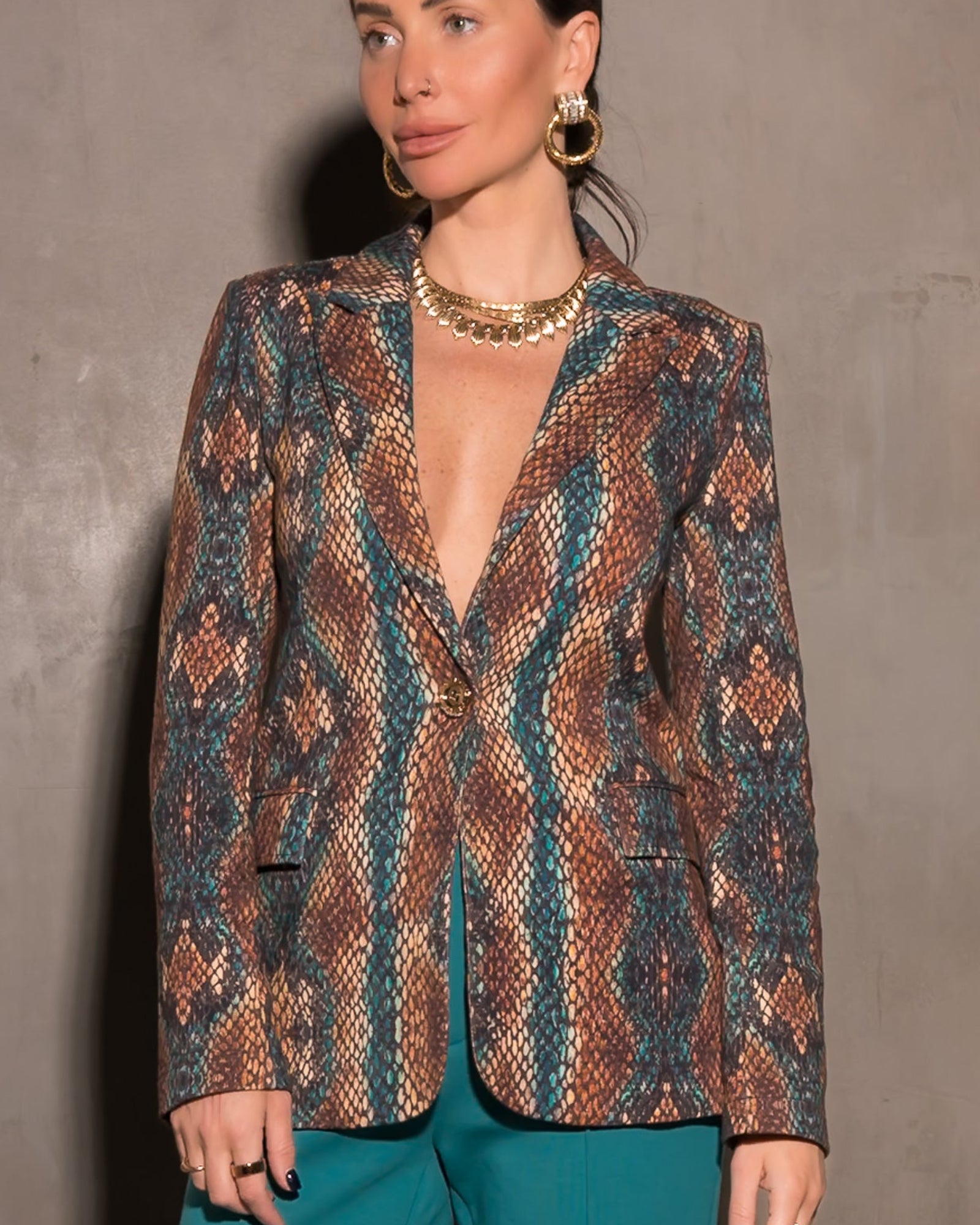 Kravitz Interlock Blazer Cobra