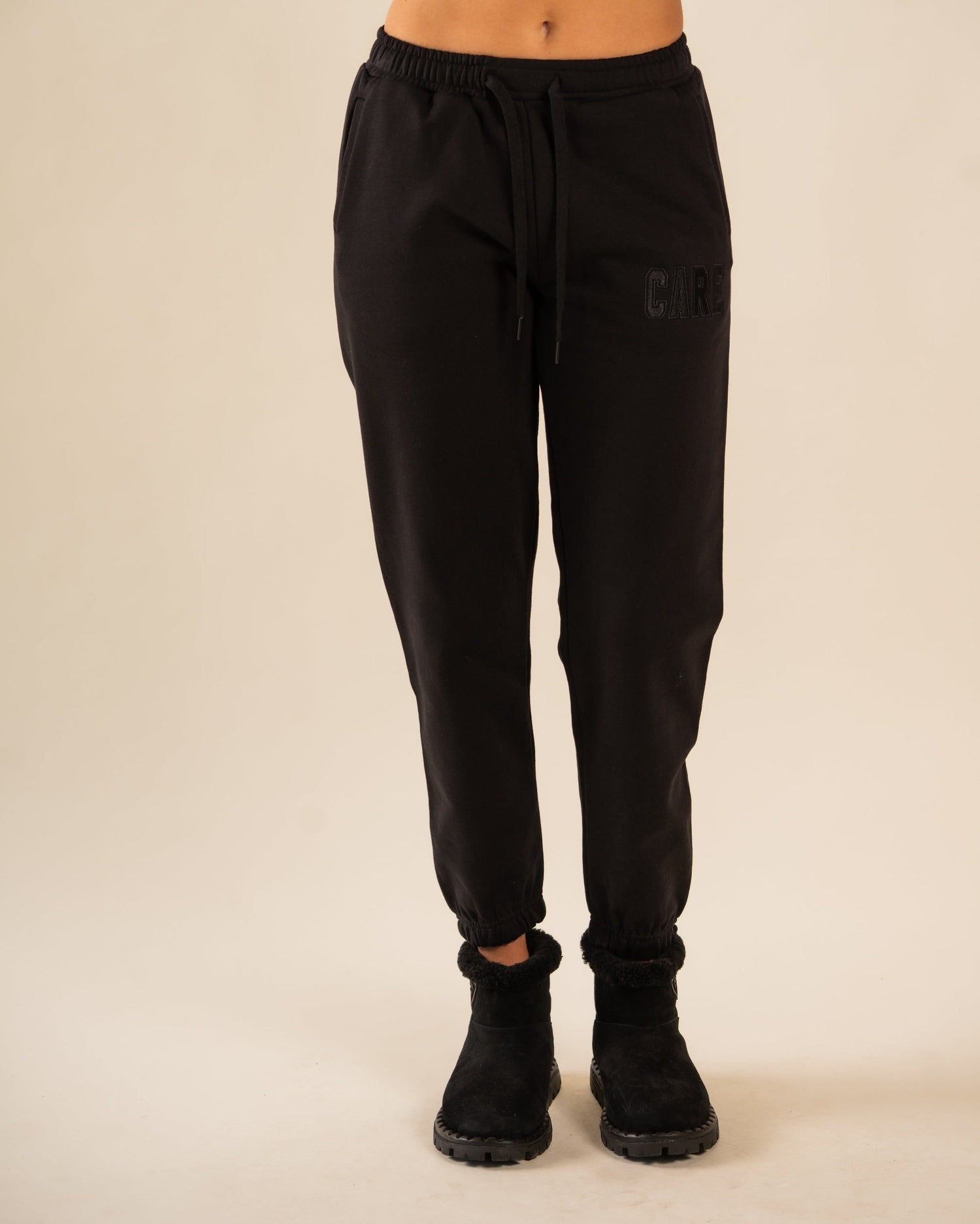 CARE Classic Sweatpants - Black 2