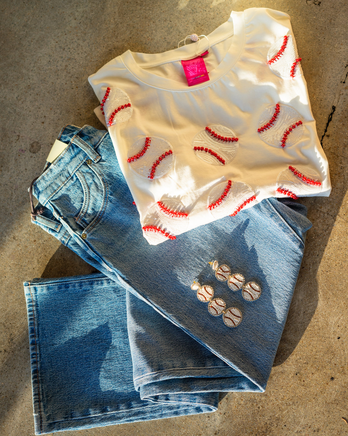 SCATTERED BASEBALL TEE