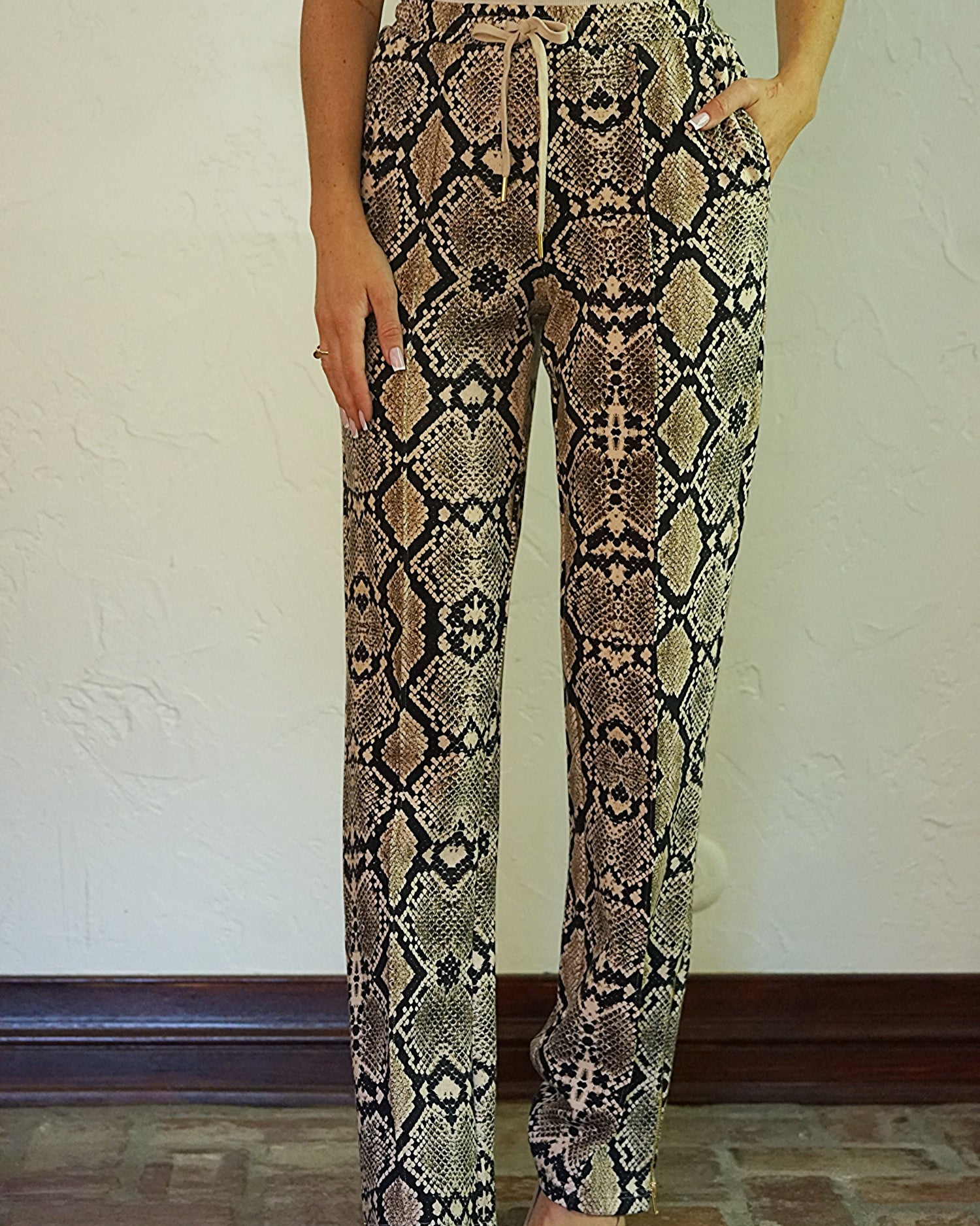 Jordan Interlock Pants Python