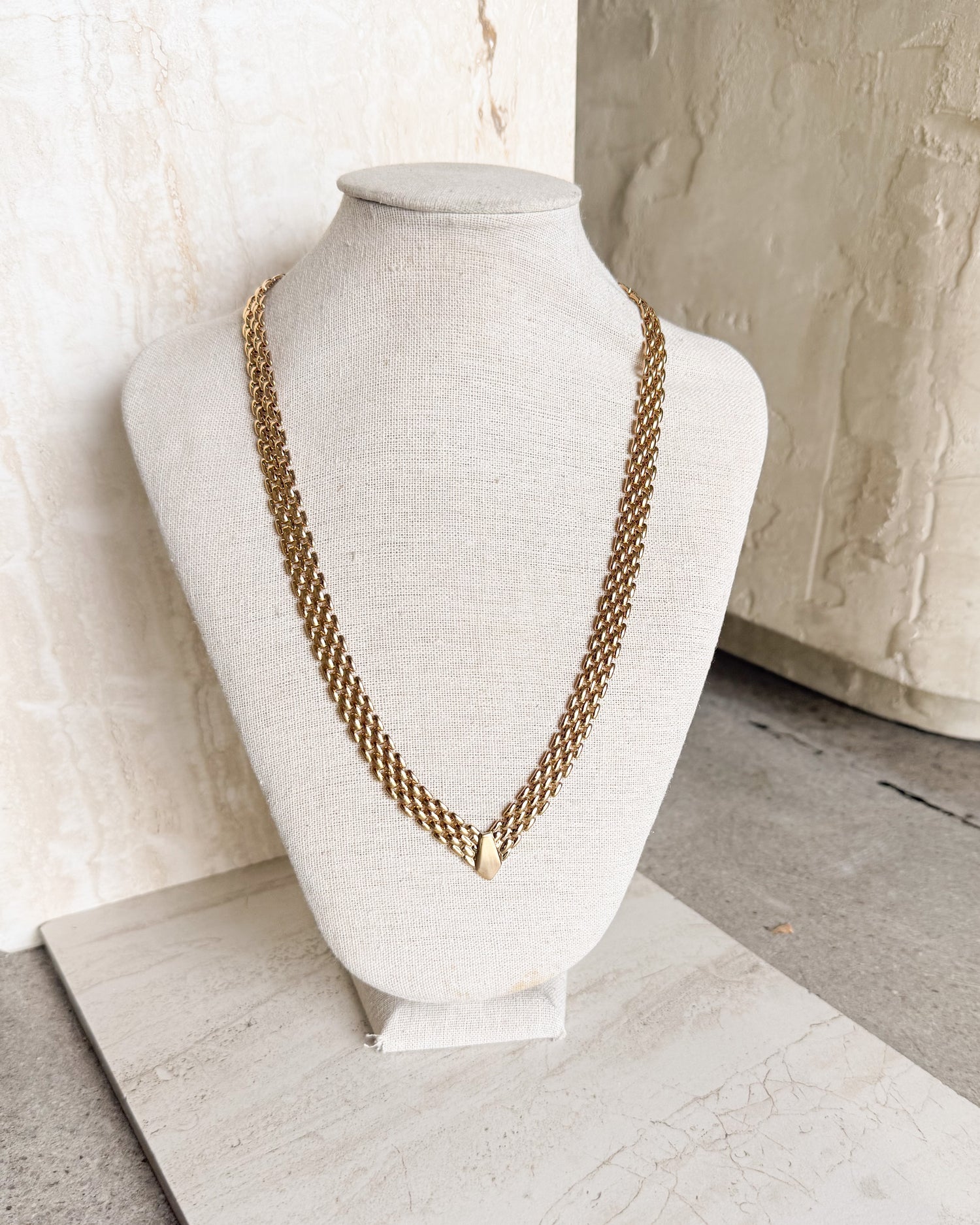 Vintage Signed Gold tone Link Necklace