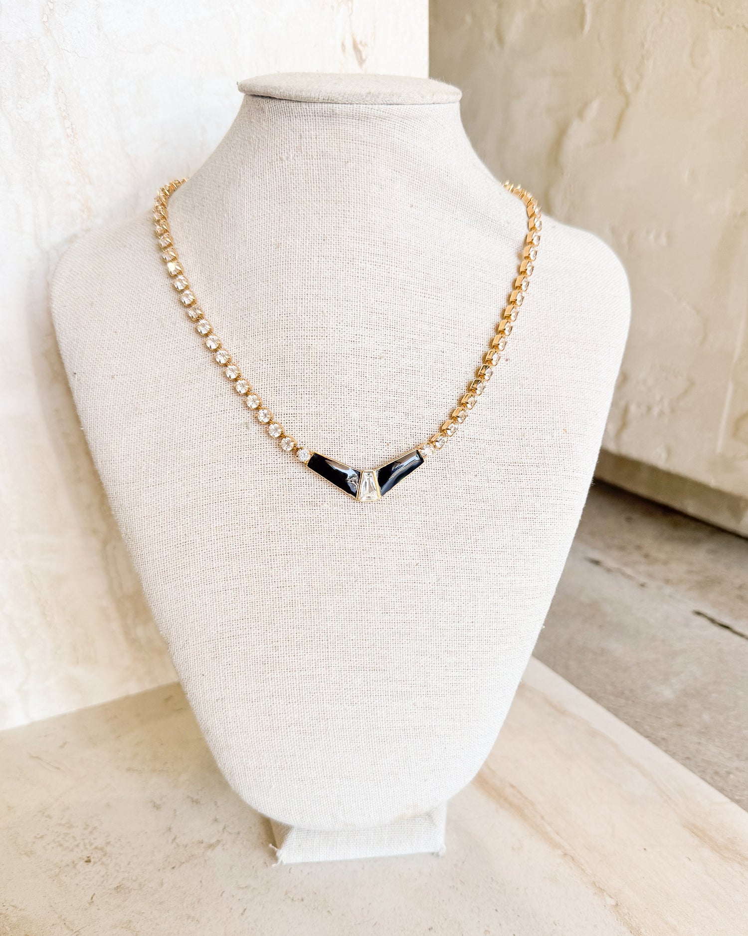 Vintage black enamel pendant gold-tone rhinestone chain necklace