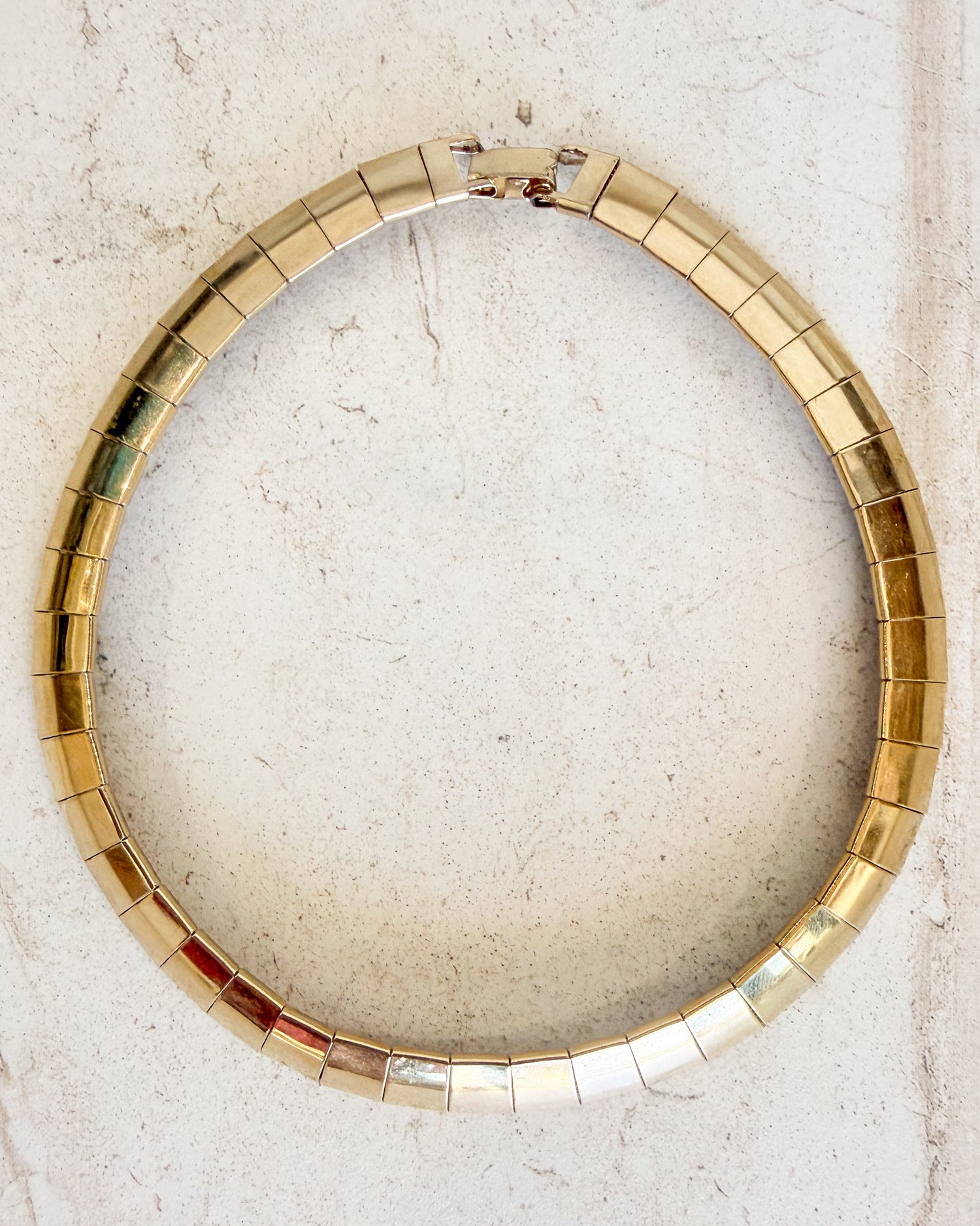 Vintage Shiny Geometric Gold Tone Choker Necklace