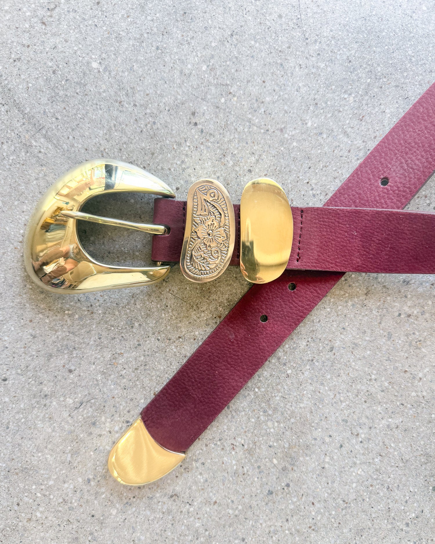 Willa Nubuck leather Belt in Maroon