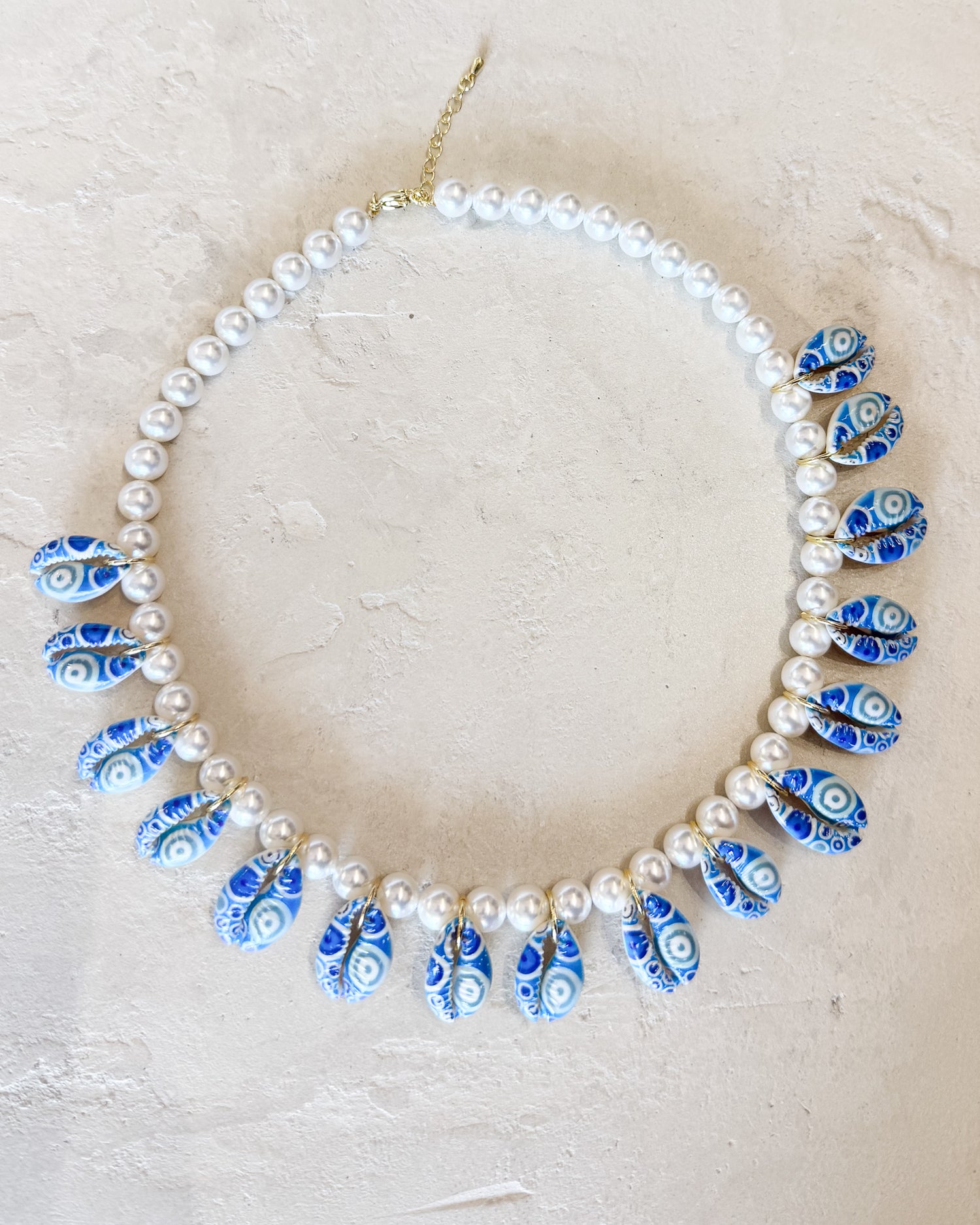 Shell hand painted eye Pearl Necklace