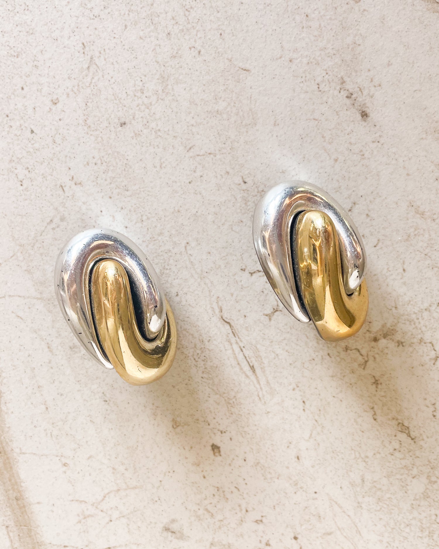 Vintage Two-tone Interlocking oval Earrings