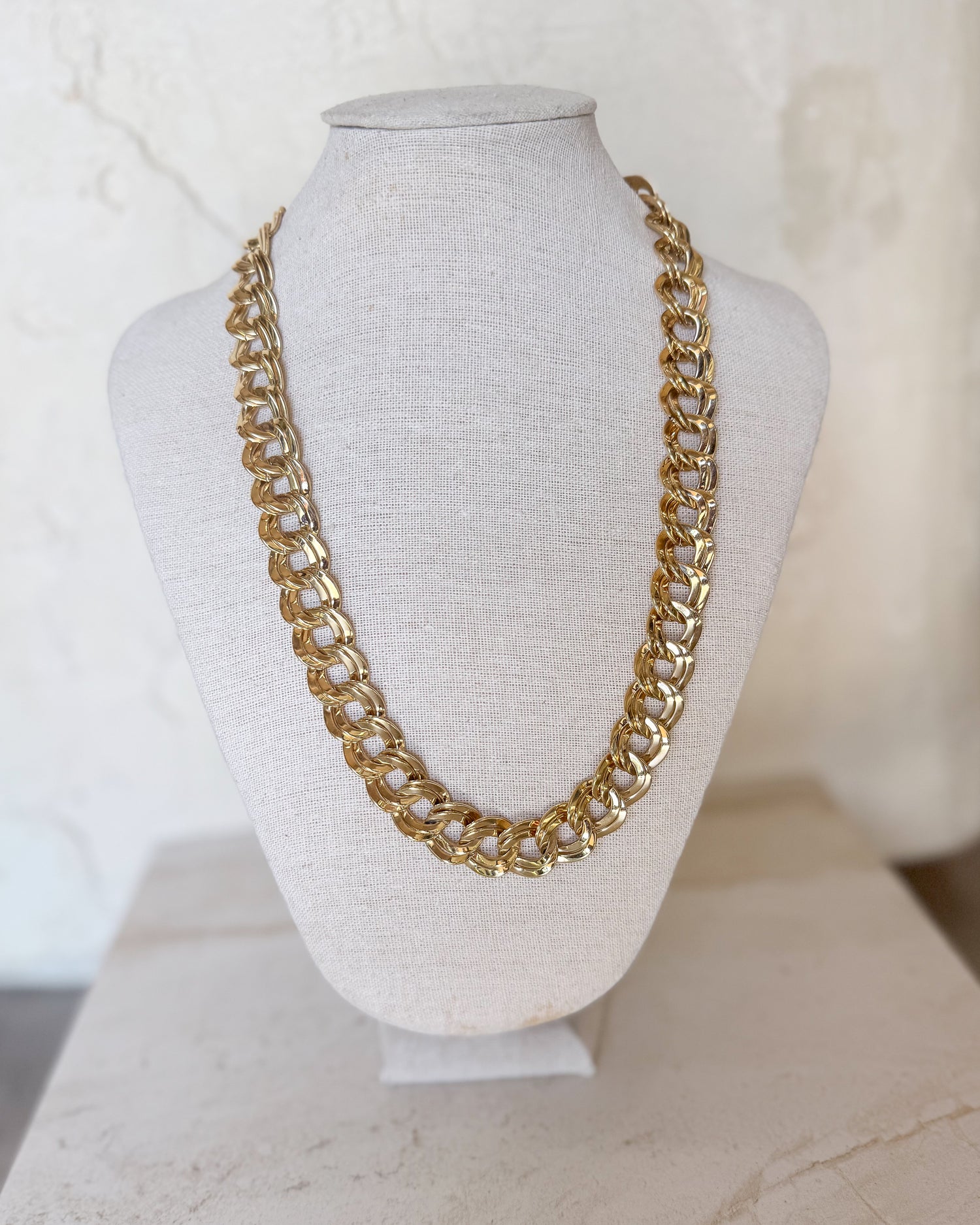 Vintage Gold Tone Necklace