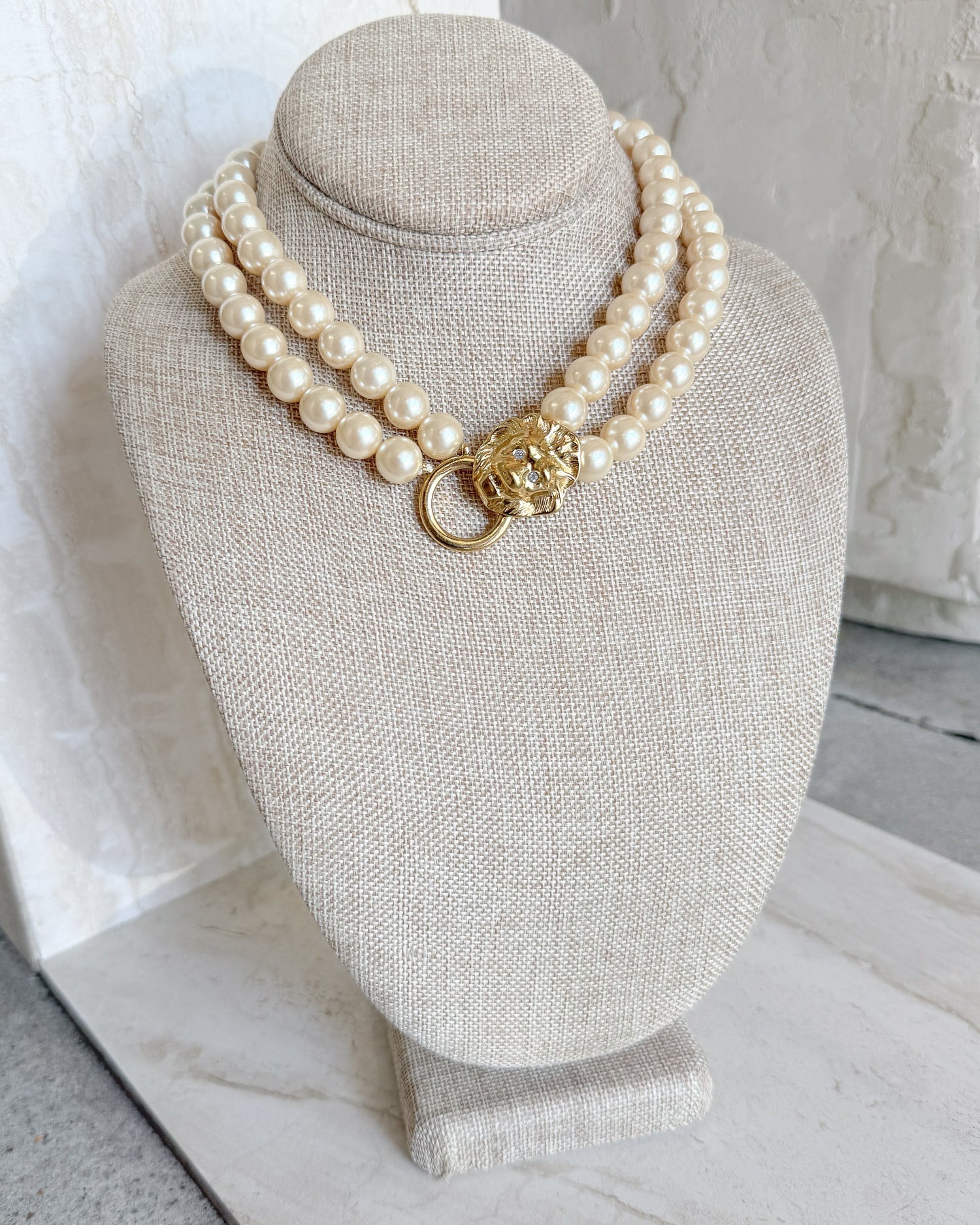 Vintage Lion Head Pearl Necklace
