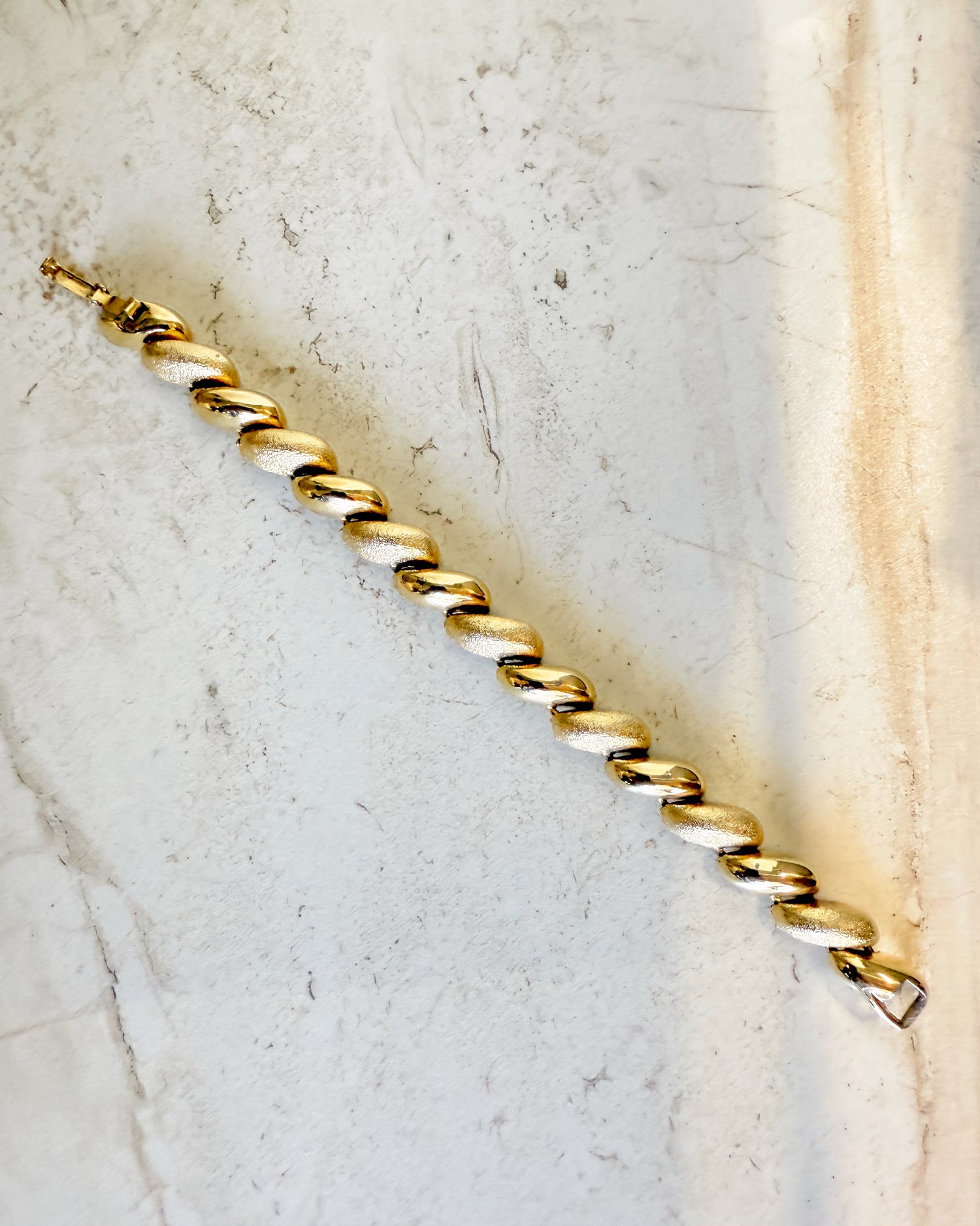 Vintage Gold Tone Chain Link Bracelet