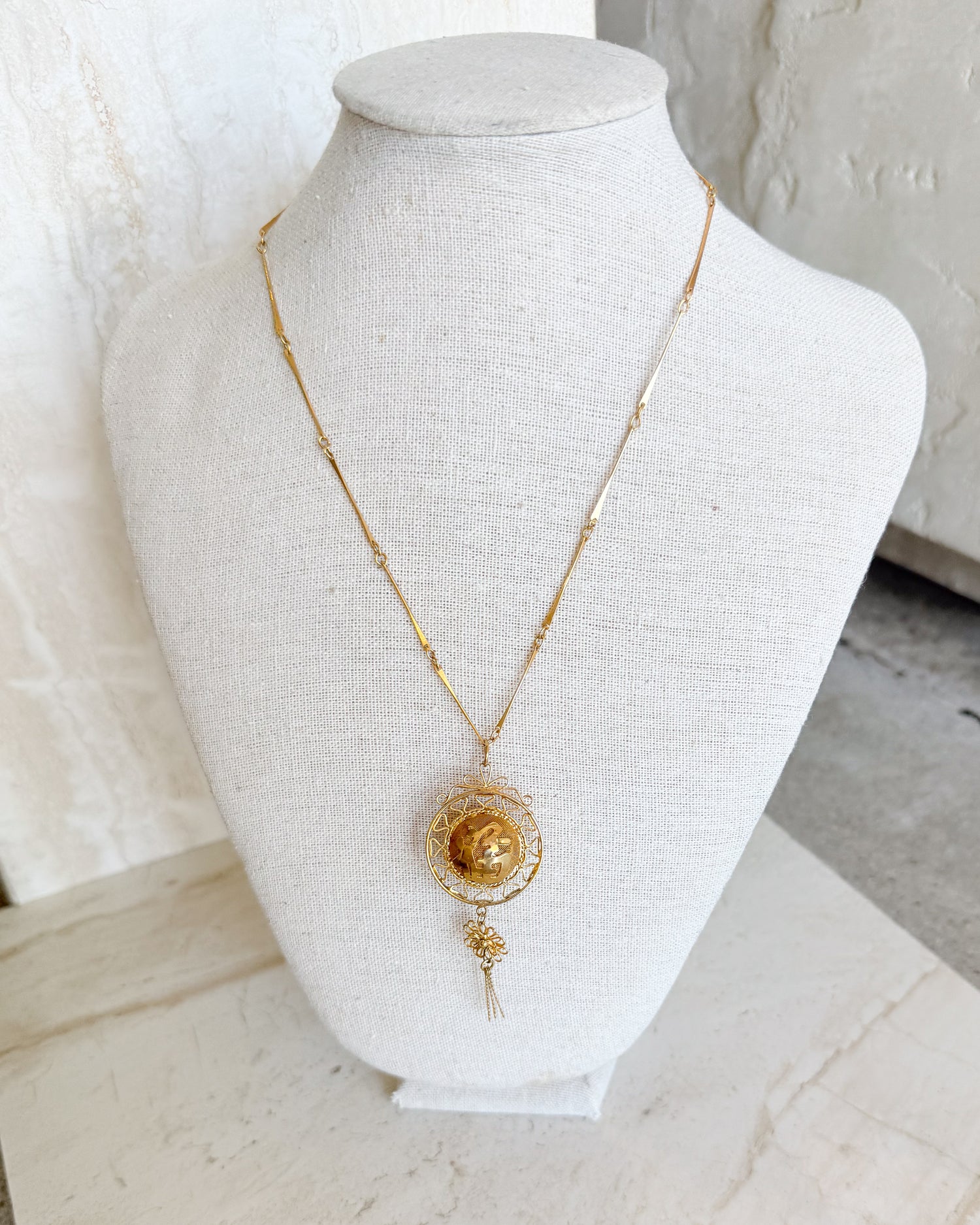 Vintage Line Chain Necklace with Spherical Pendant