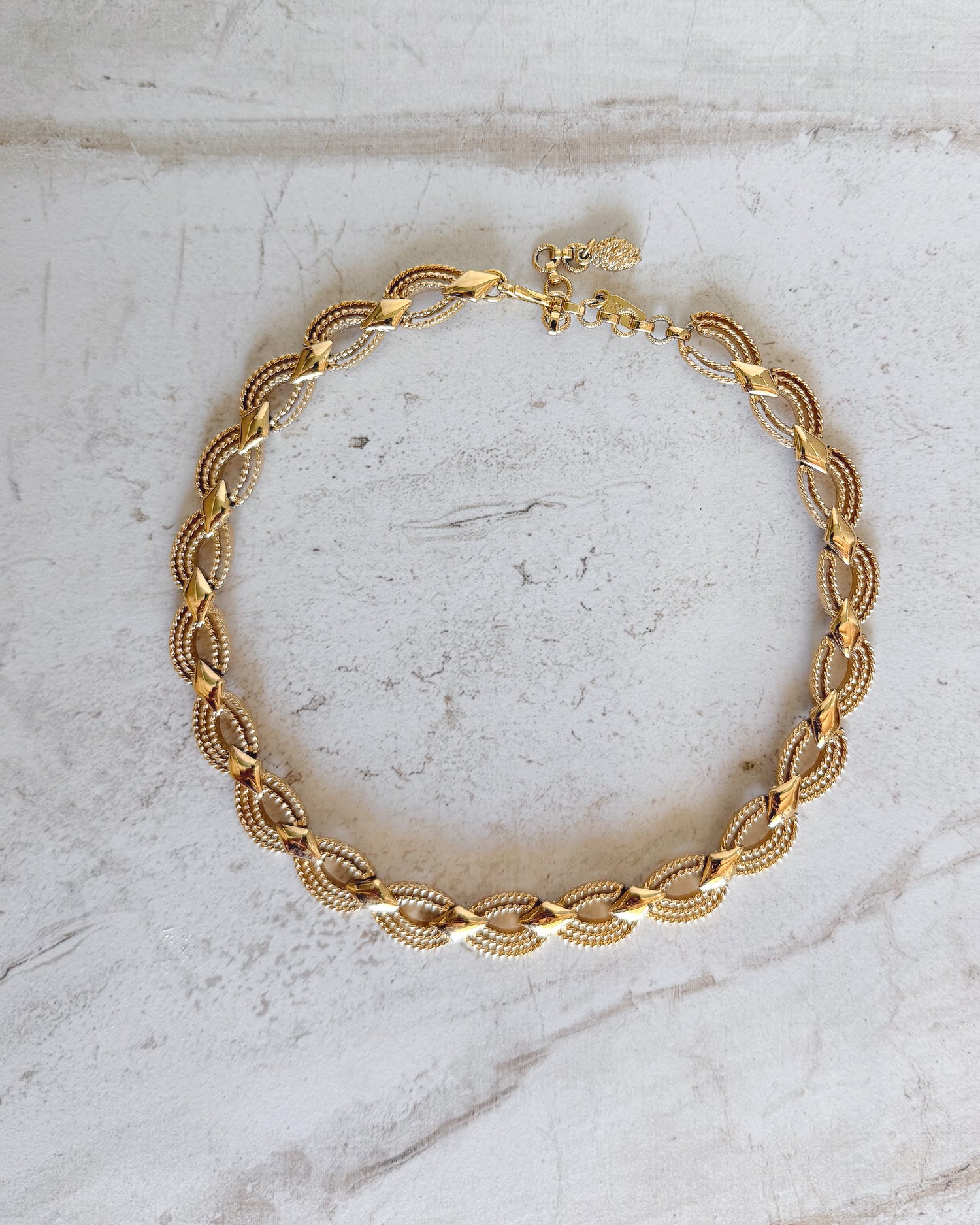 Vintage Textured Geometric Link Necklace
