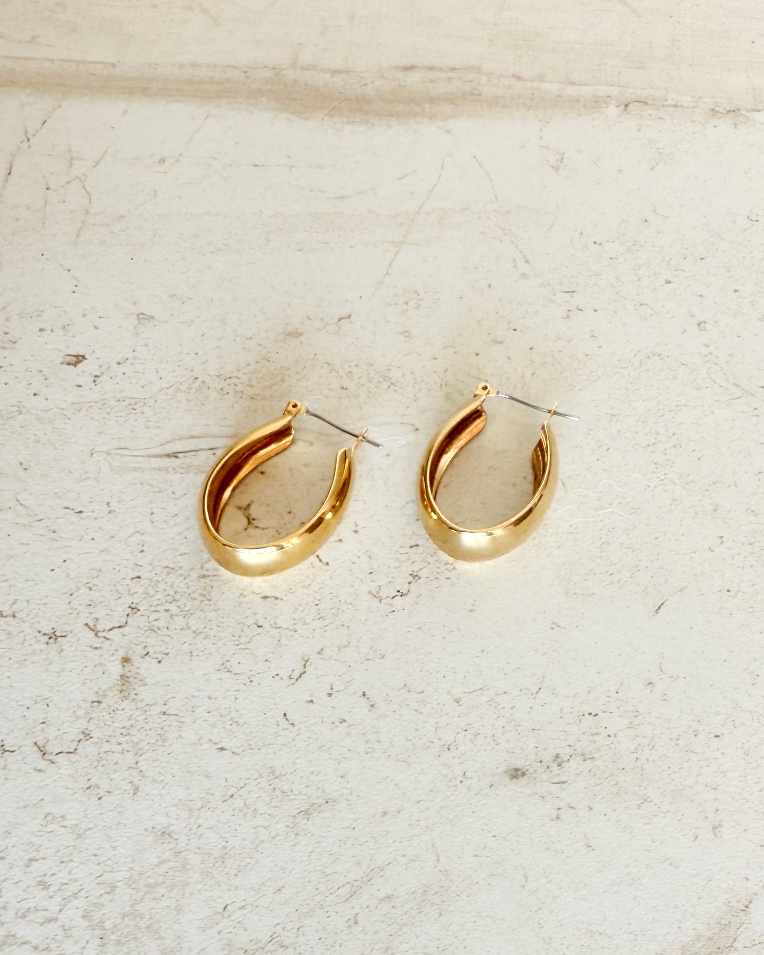 Vintage Oval Hoop - Small