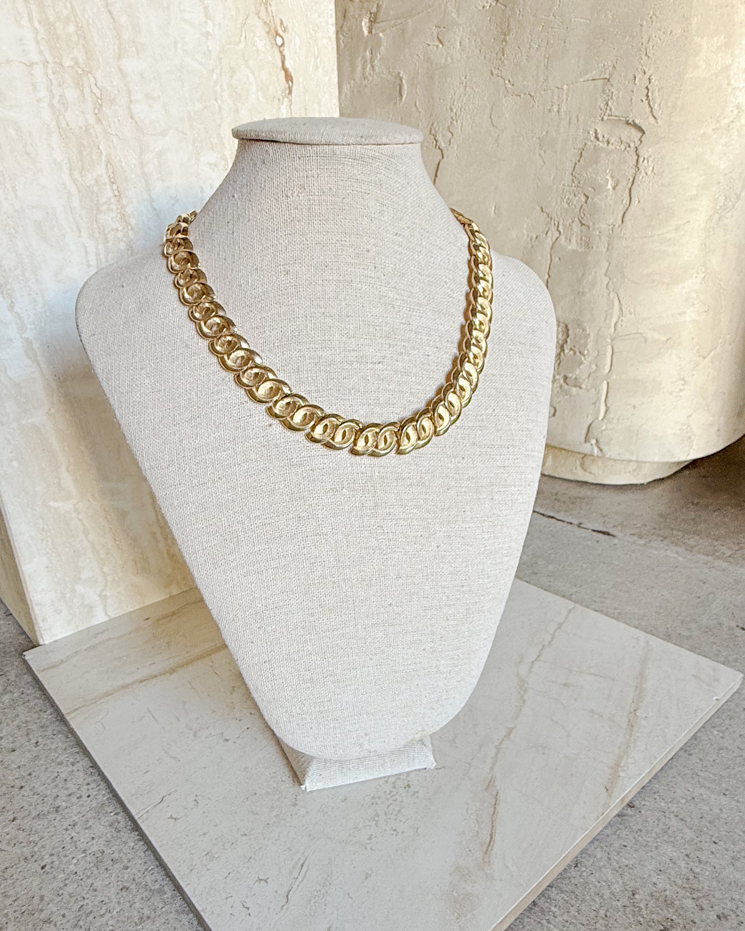 Vintage Gold Textured Flat Link Chain Necklace