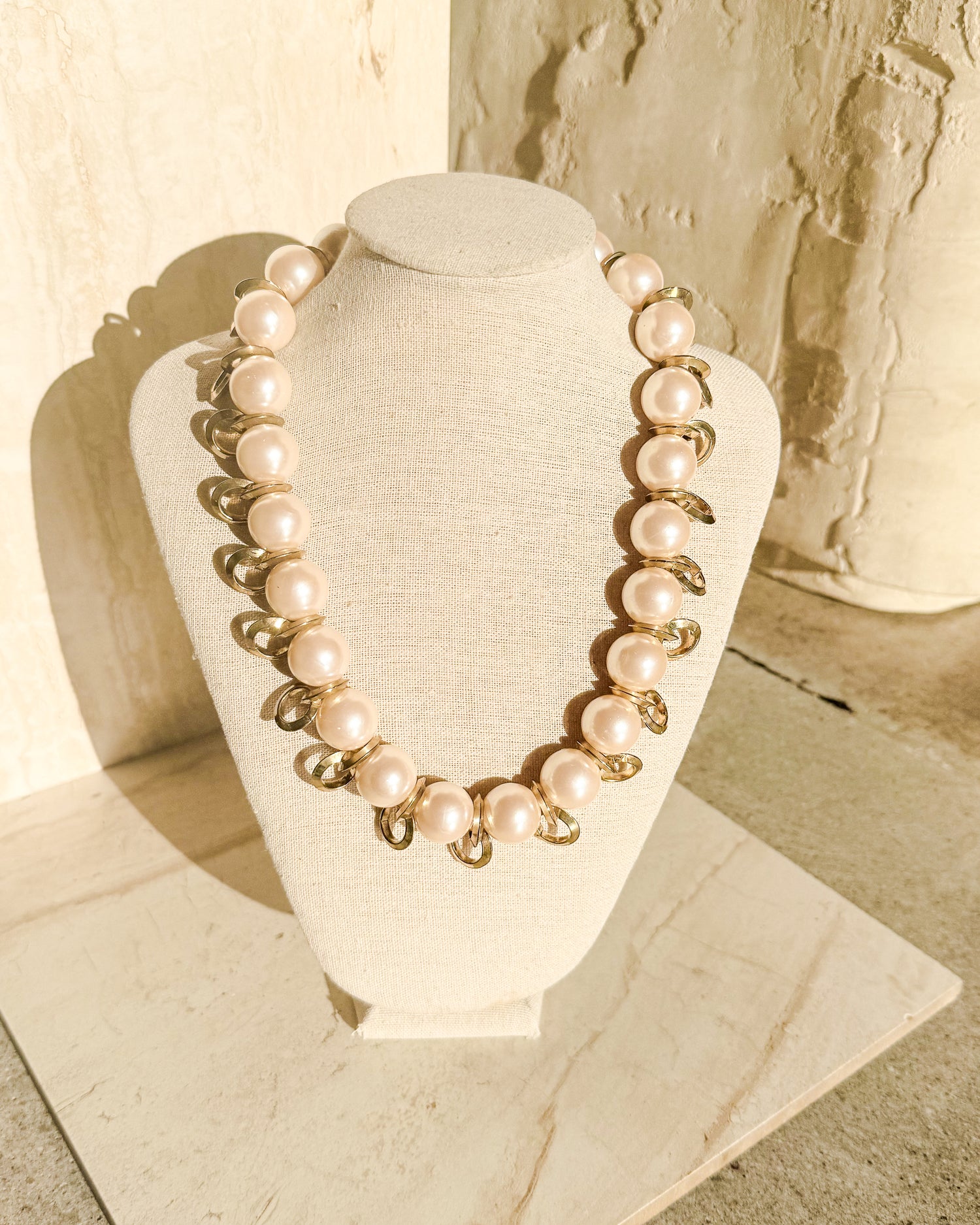 Vintage Signed Oversized Pearl Collar Necklace
