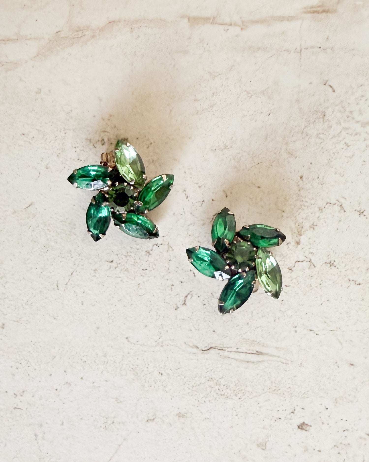 Vintage Fancy Emerald Green Rhinestone Flower Earrings