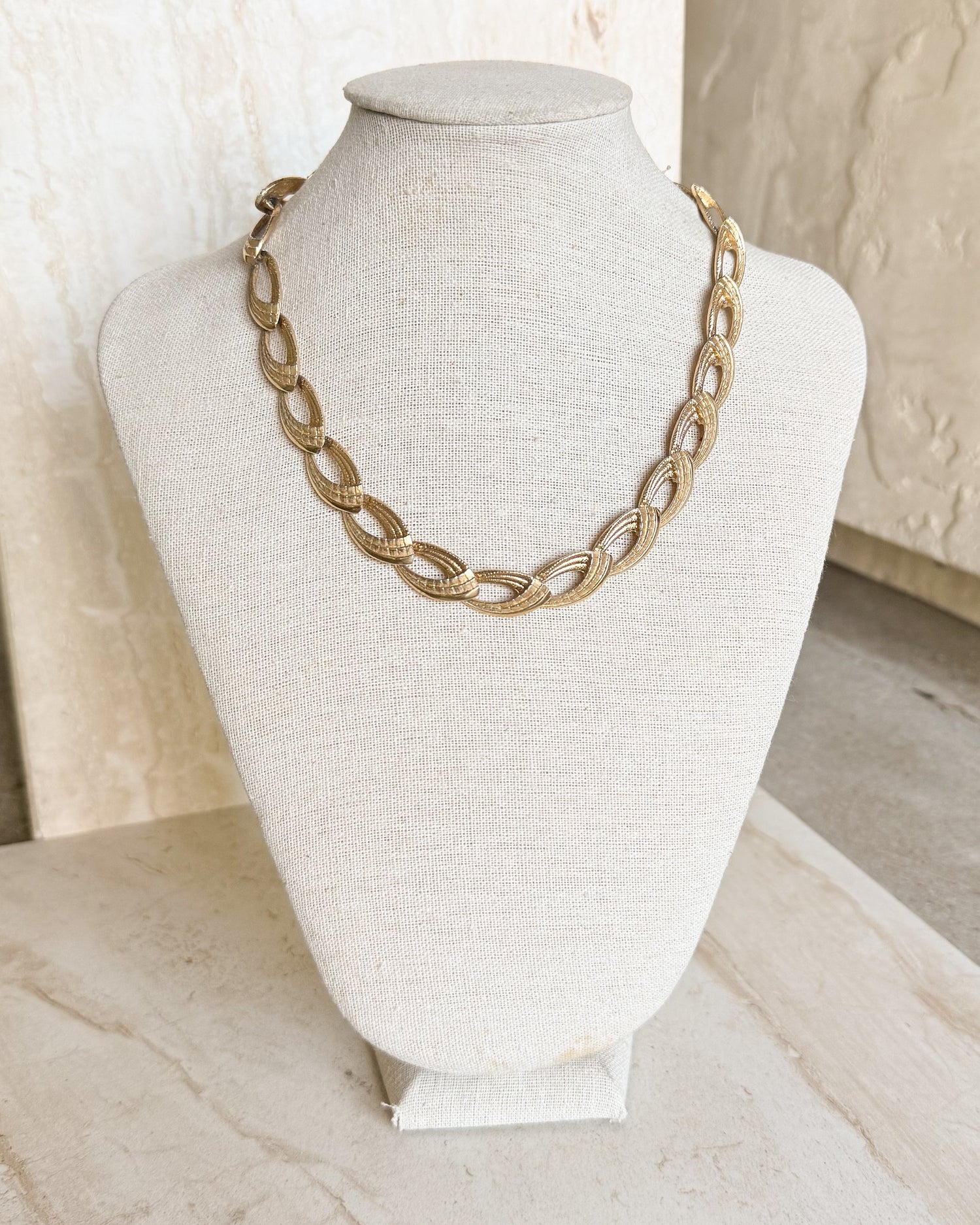 Vintage Signed Gold Tone Chain Choker Textured Necklace