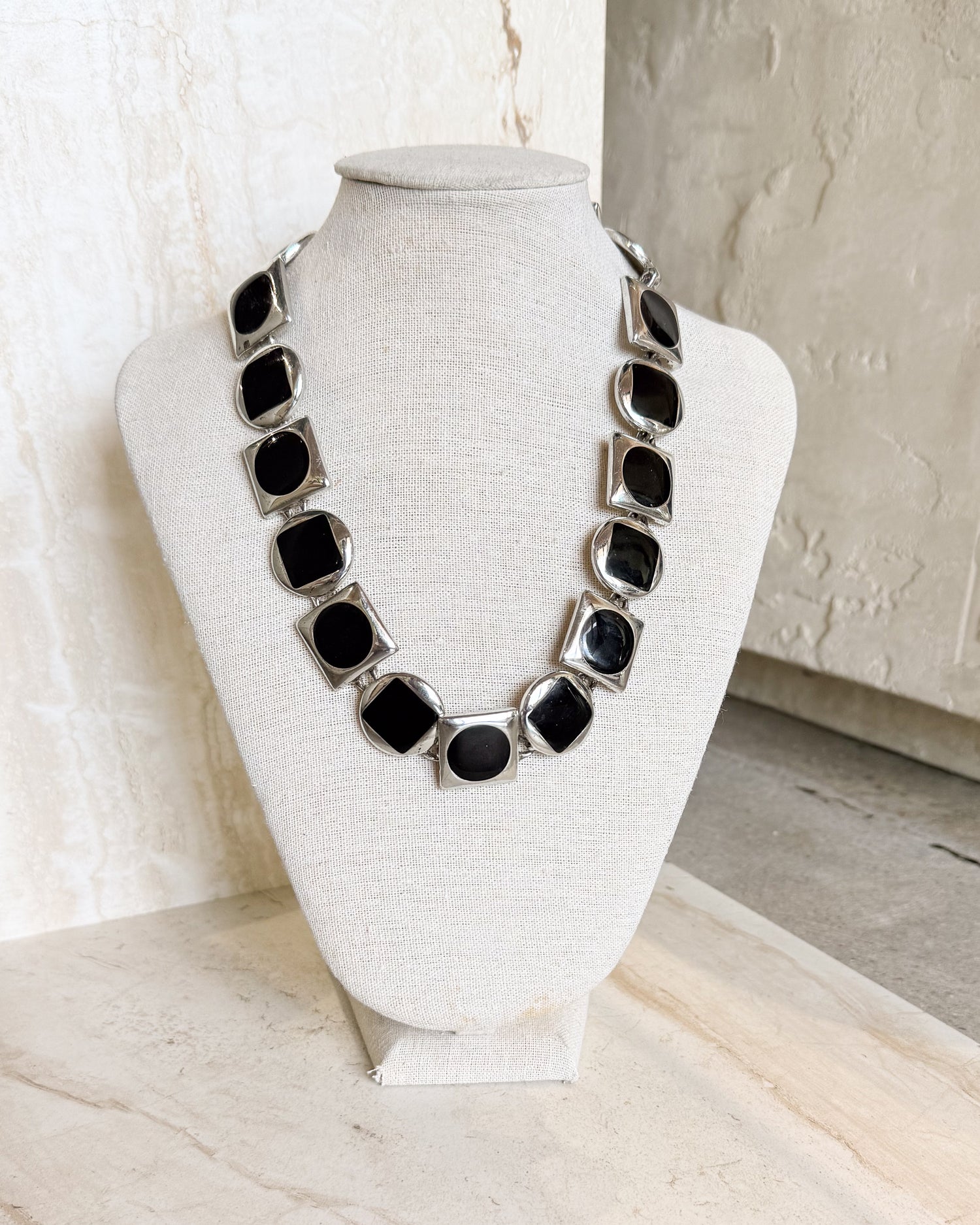 Vintage Stunning Black Enamel Silver Tone Link High End Collar Necklace