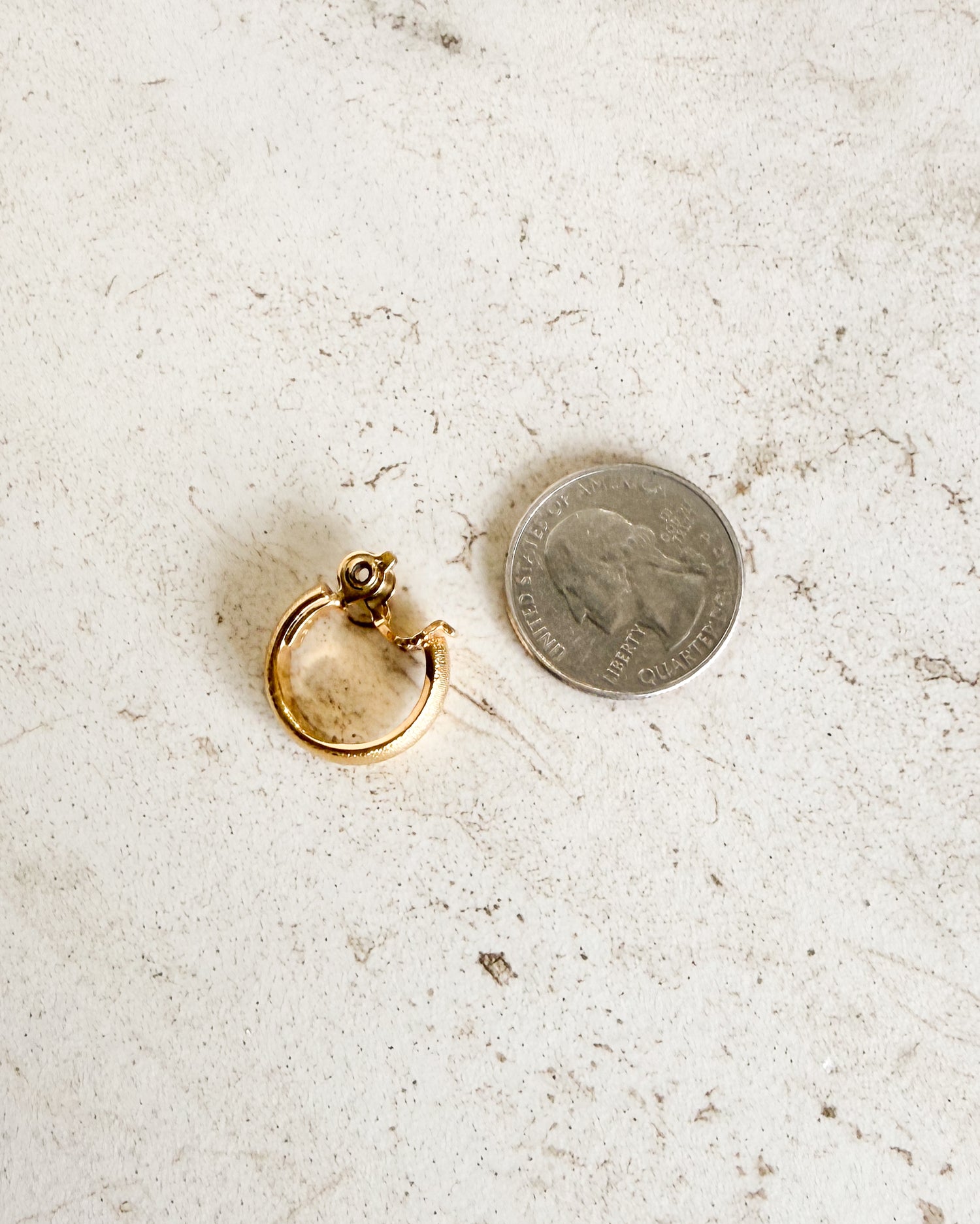 Vintage Gold tone Signed Loop Clip On Earring Set