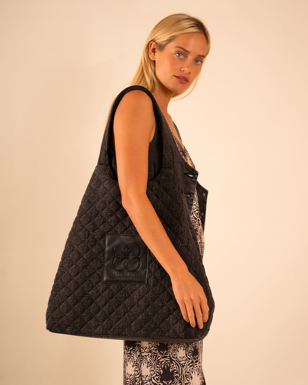 Quilted best sale maxi bag