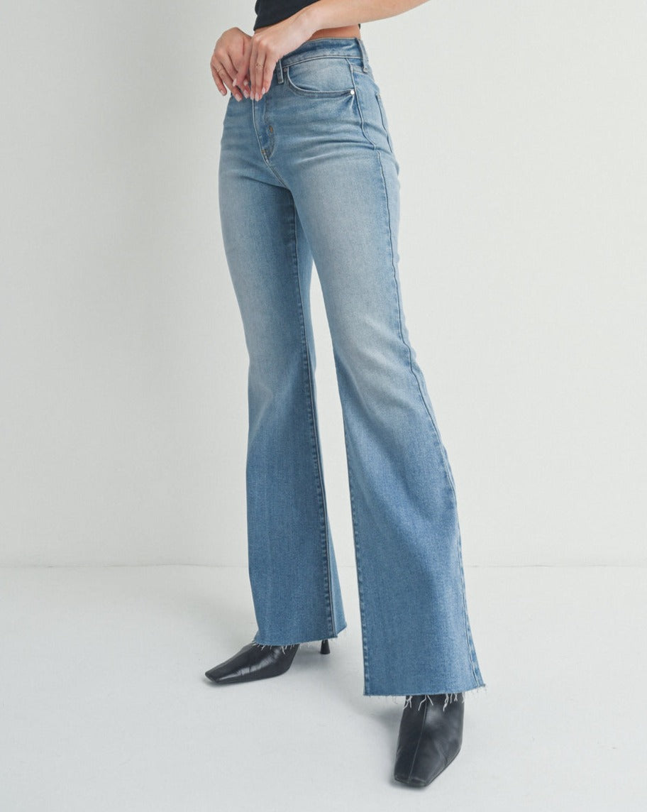 Mid-Rise Straight Bootcut