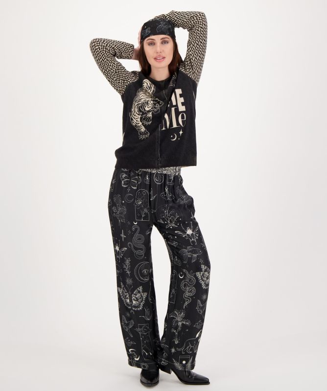 Bailey Straight Leg Magic Pants