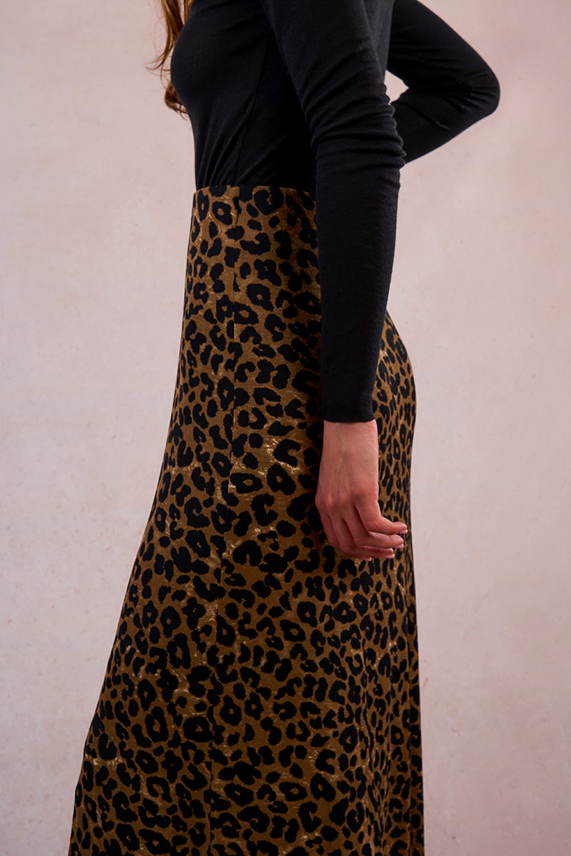Kelli knitted leopard skirt