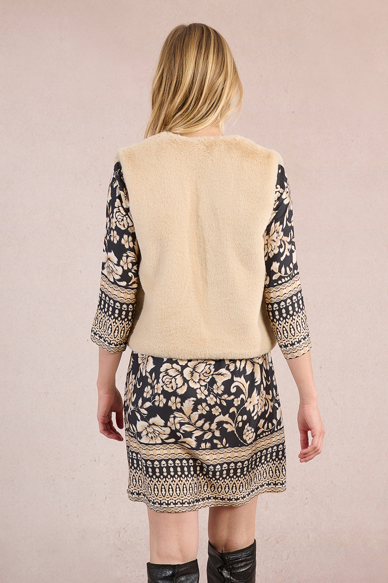 LADIES WOVEN SLEEVELESS JACKET