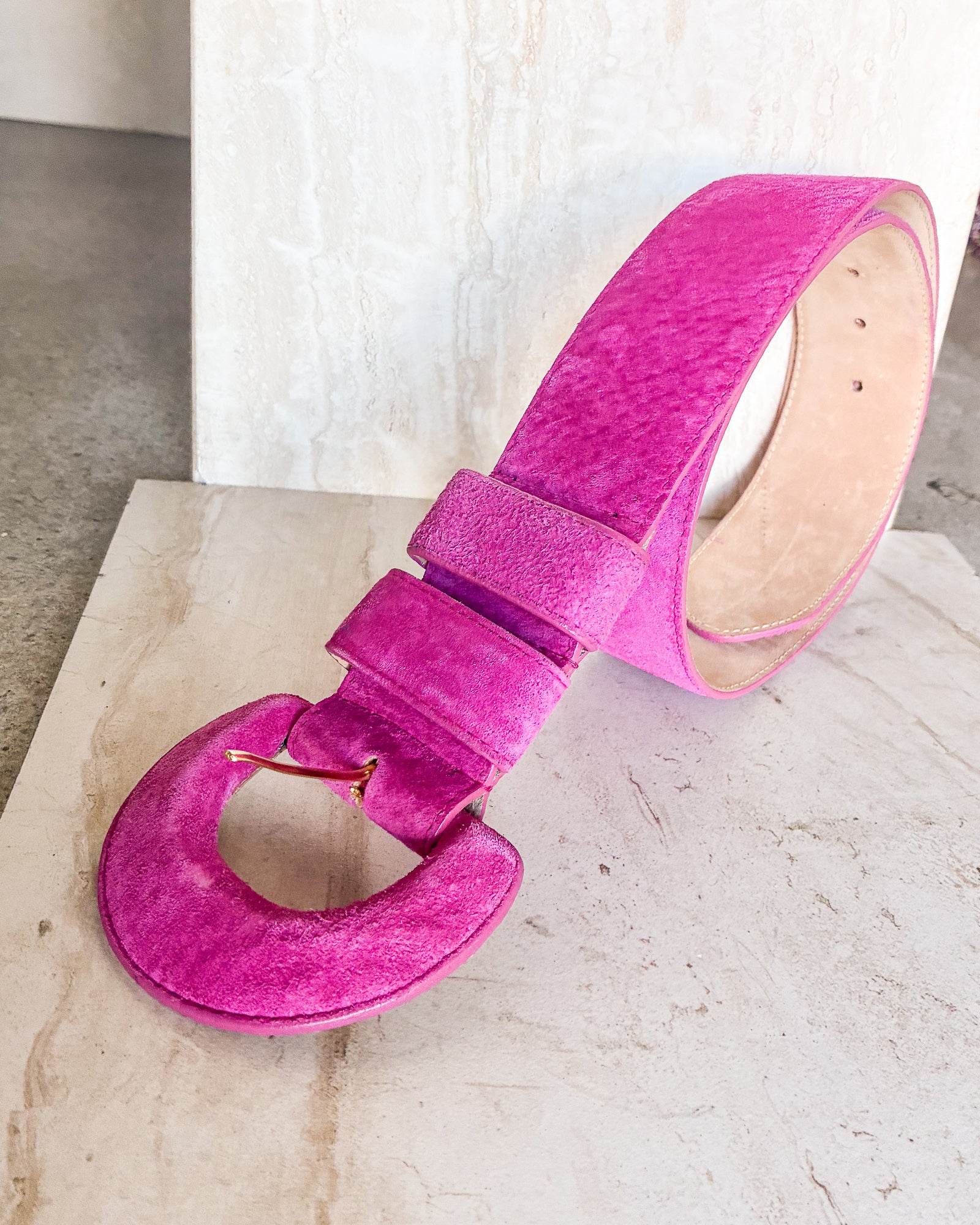 Vintage 80s Fuchsia Suede Small Belt