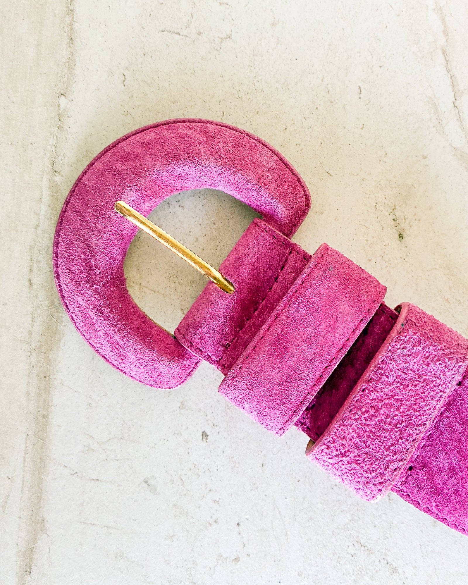 Vintage 80s Fuchsia Suede Small Belt