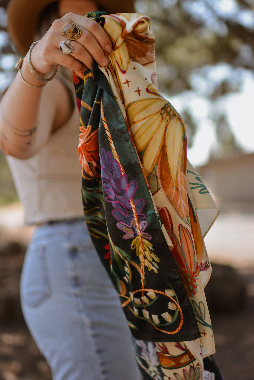 Lucky Wildflowers Large 35x35: Cowgirl Western Scarf Wild Rag