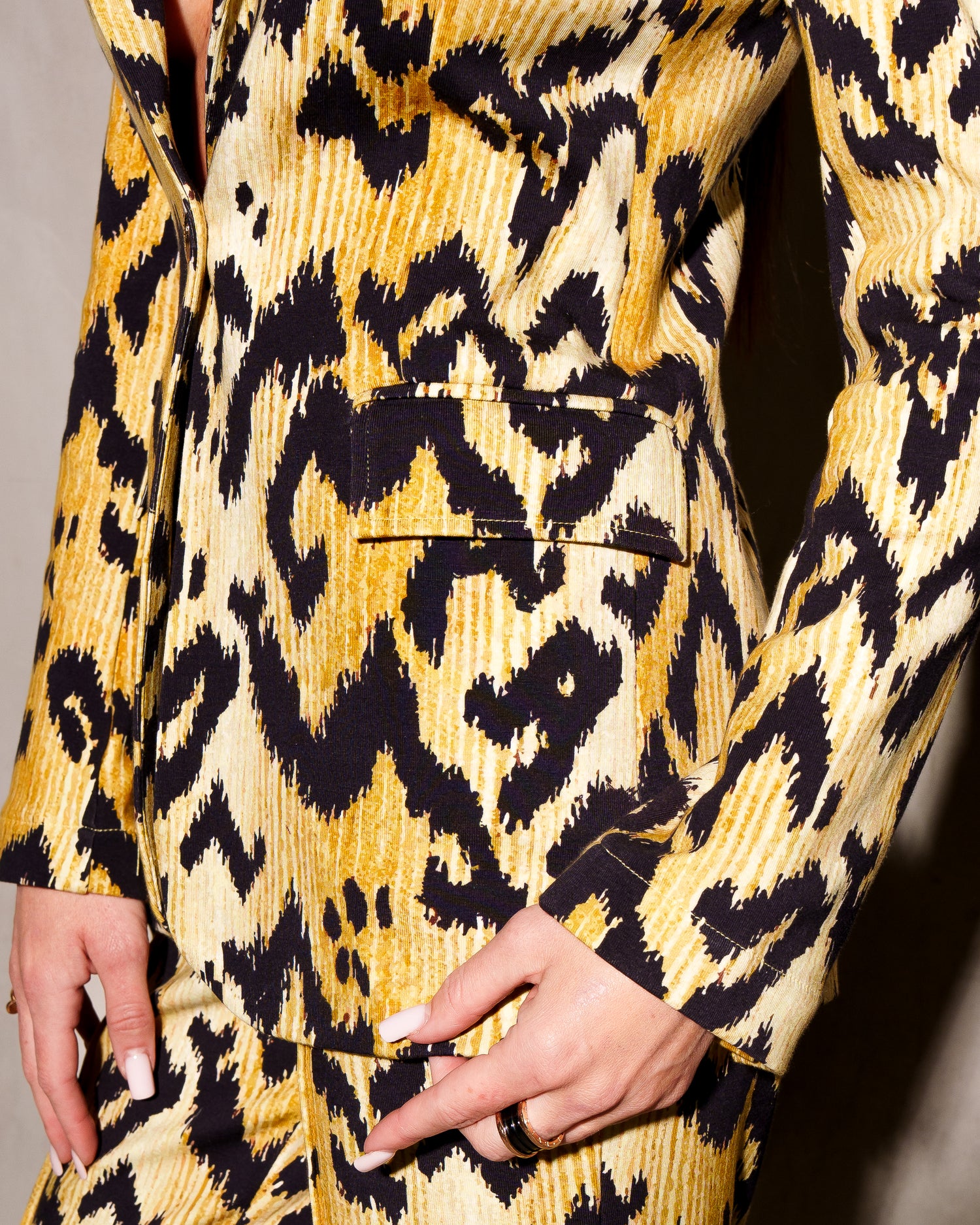 Kravitz Interlock Blazer Tiger