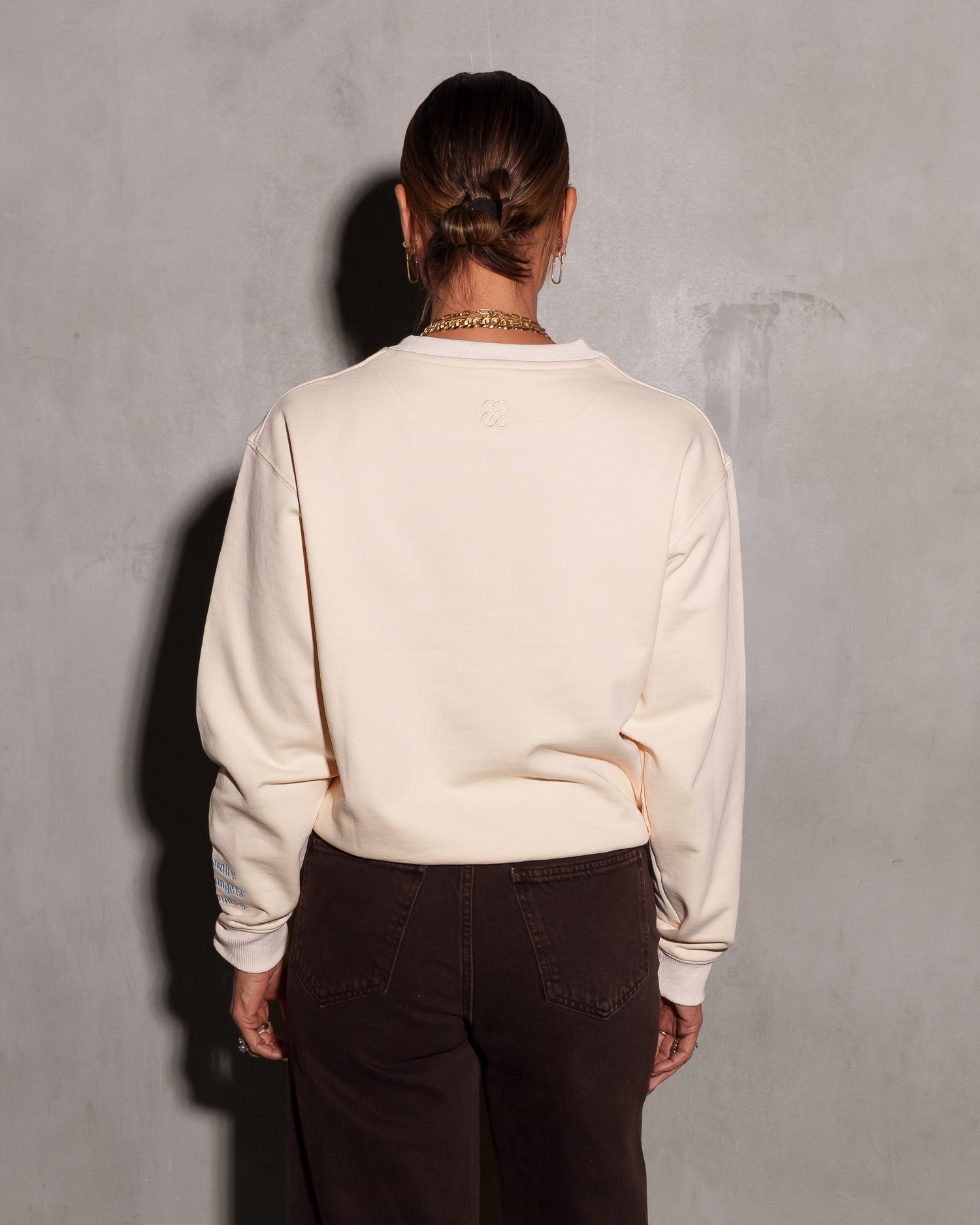 Classic Embroidered Sweatshirt Hummingbird