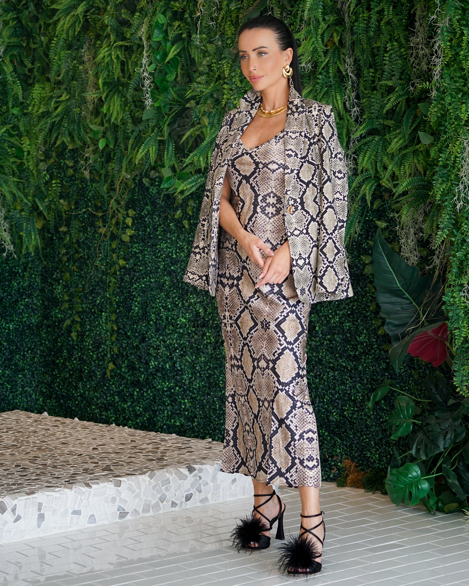 Lennon Zipslip™️ Python