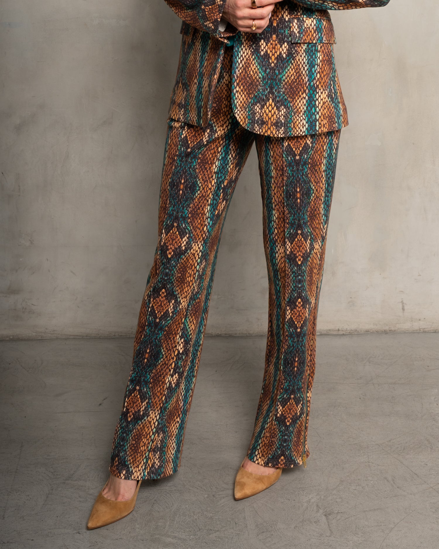 Jordan Interlock Pants Cobra