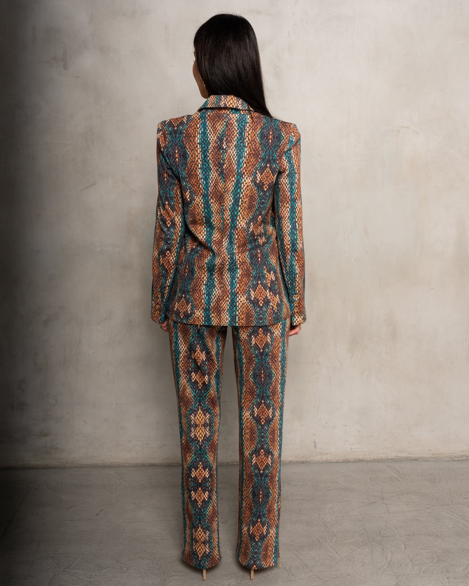 Kravitz Interlock Blazer Cobra