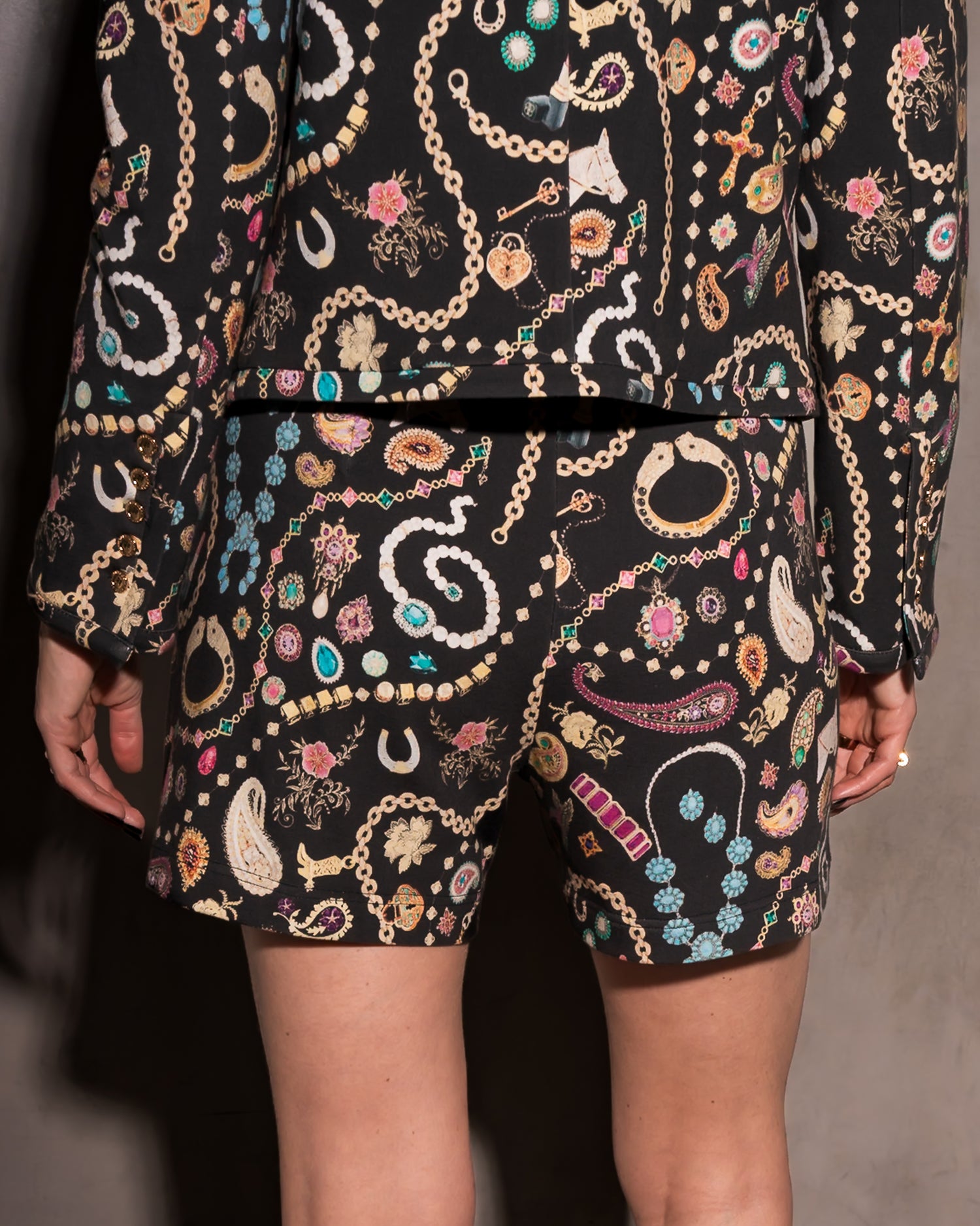 Riley Interlock Tailored Short - Vintage Jewelry