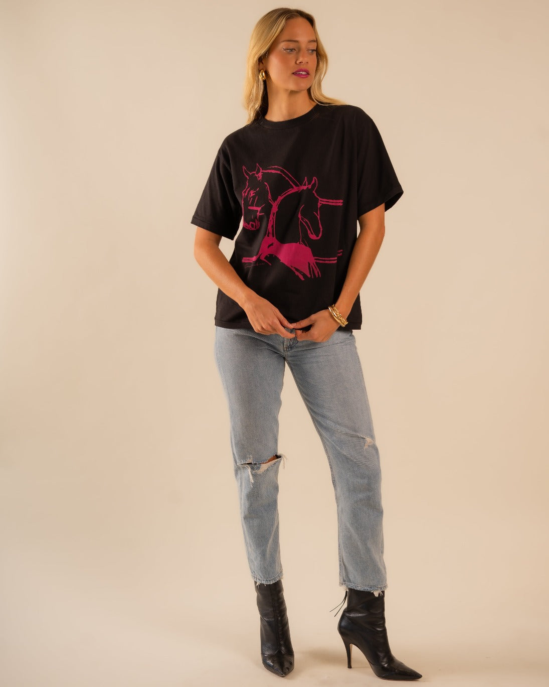 Marlie Tee Horses Embrace Black