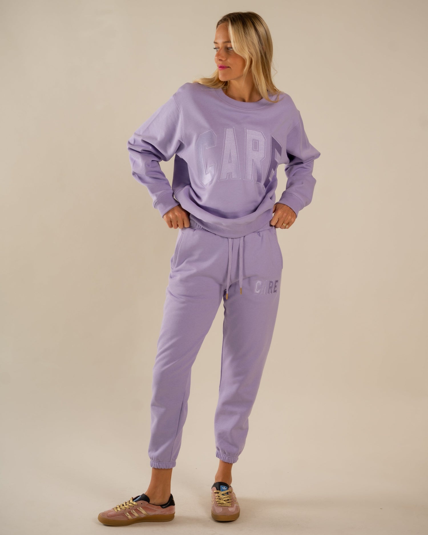 CARE Classic Crewneck - Lilac