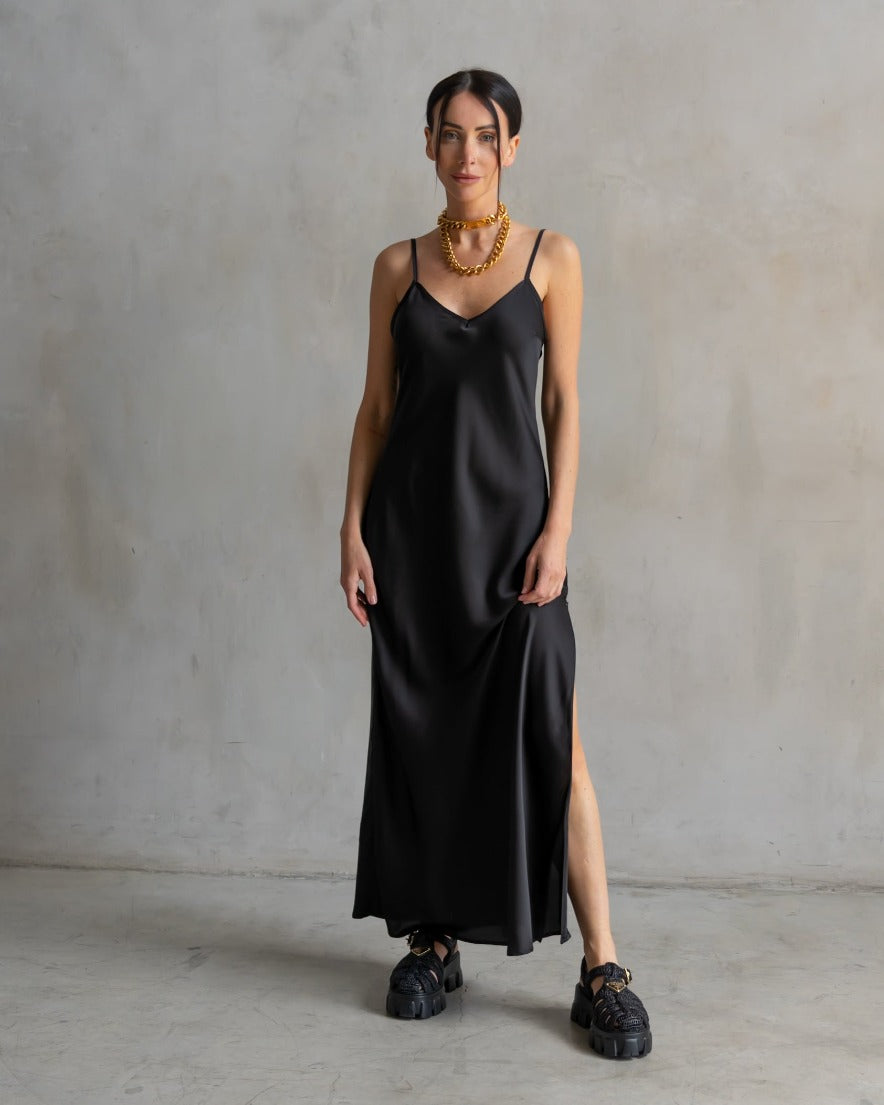 BASIC LENNON ZIPSLIP DRESS Black / L BASIC LENNON ZIPSLIP DRESS Black / L