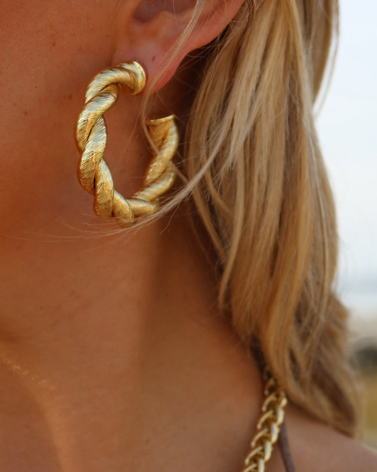 Rope Hot Girl Hoops Gold