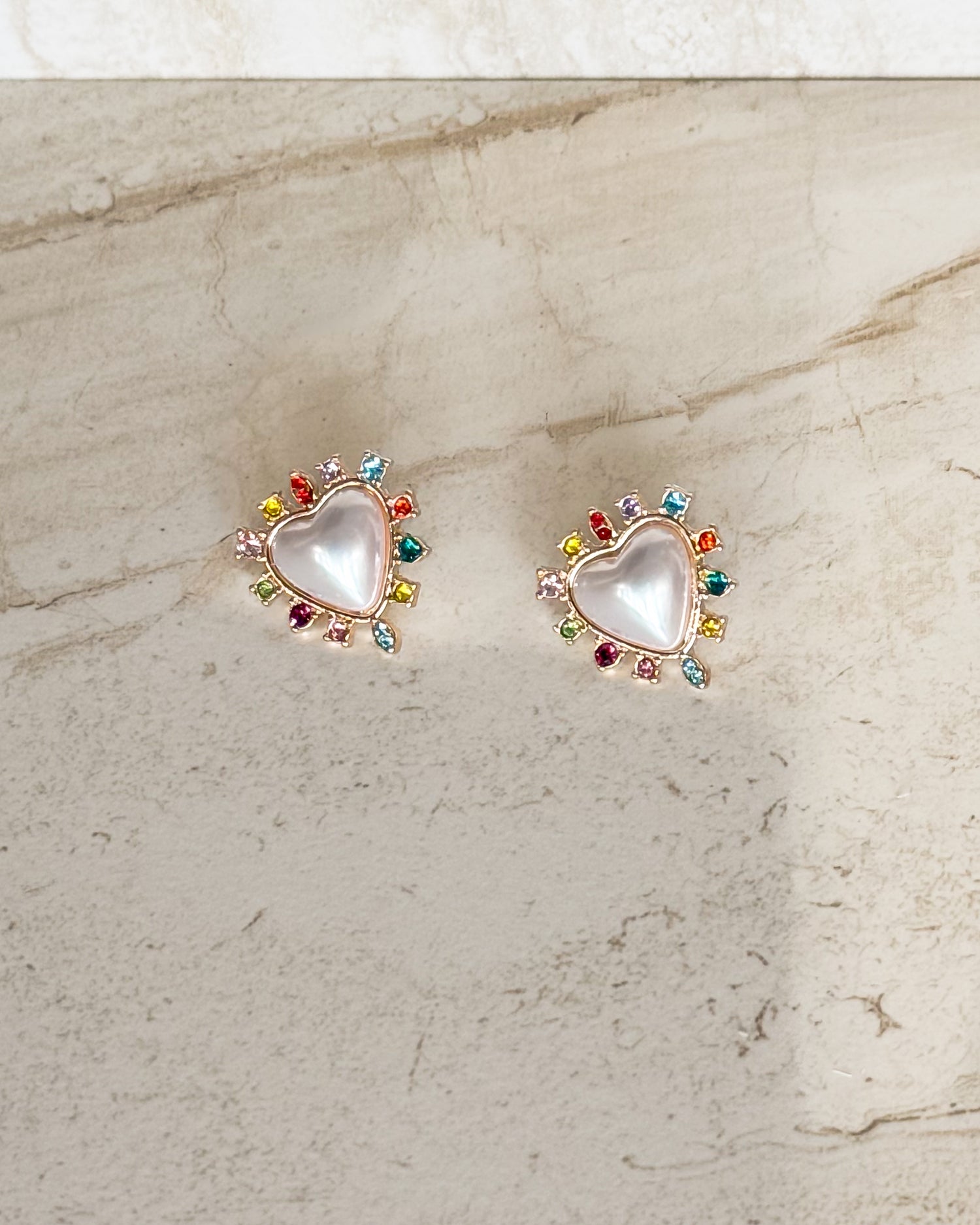 Dotted Stone Heart Pearl Earrings