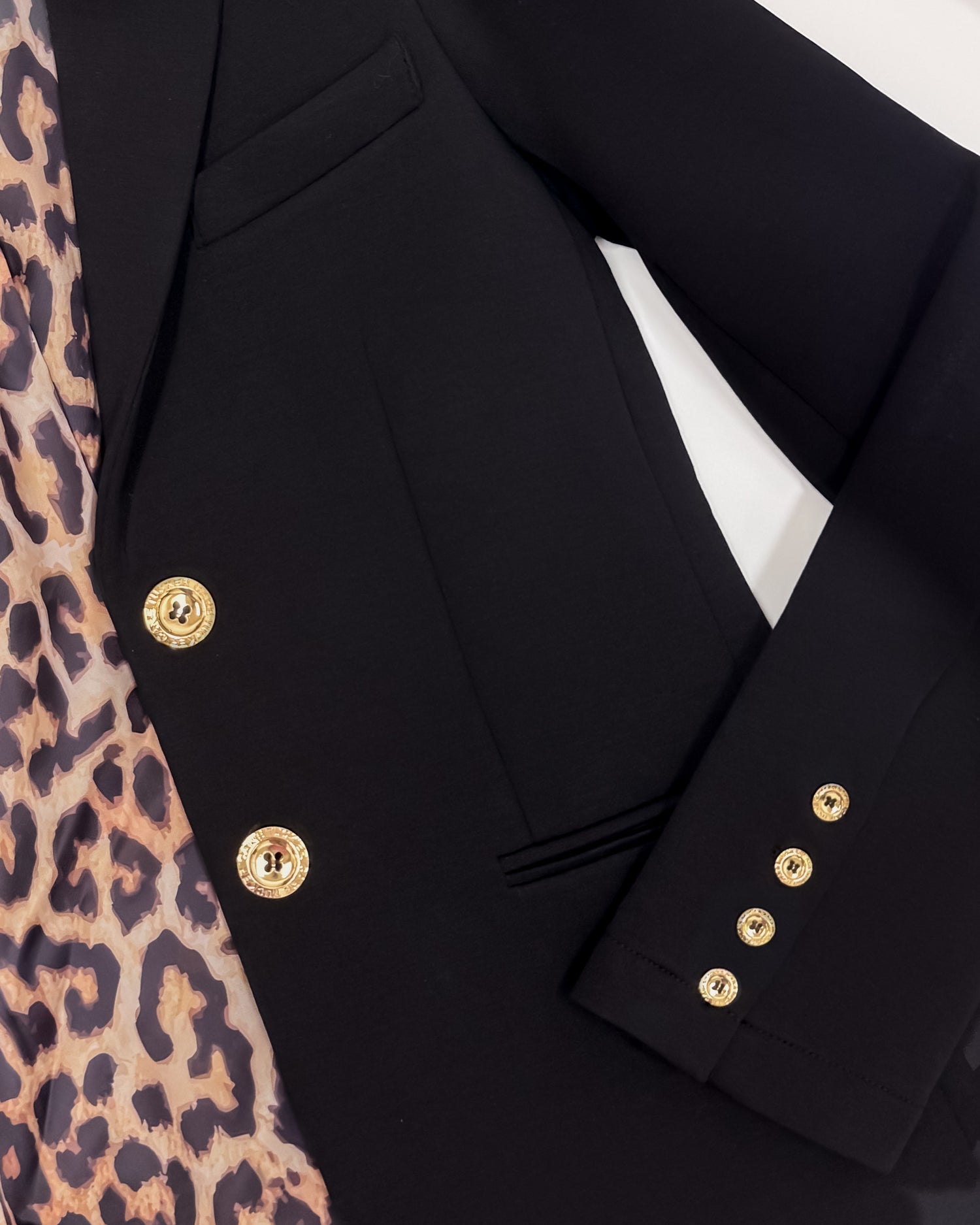 Morrison Ultra Luxe Blazer Black
