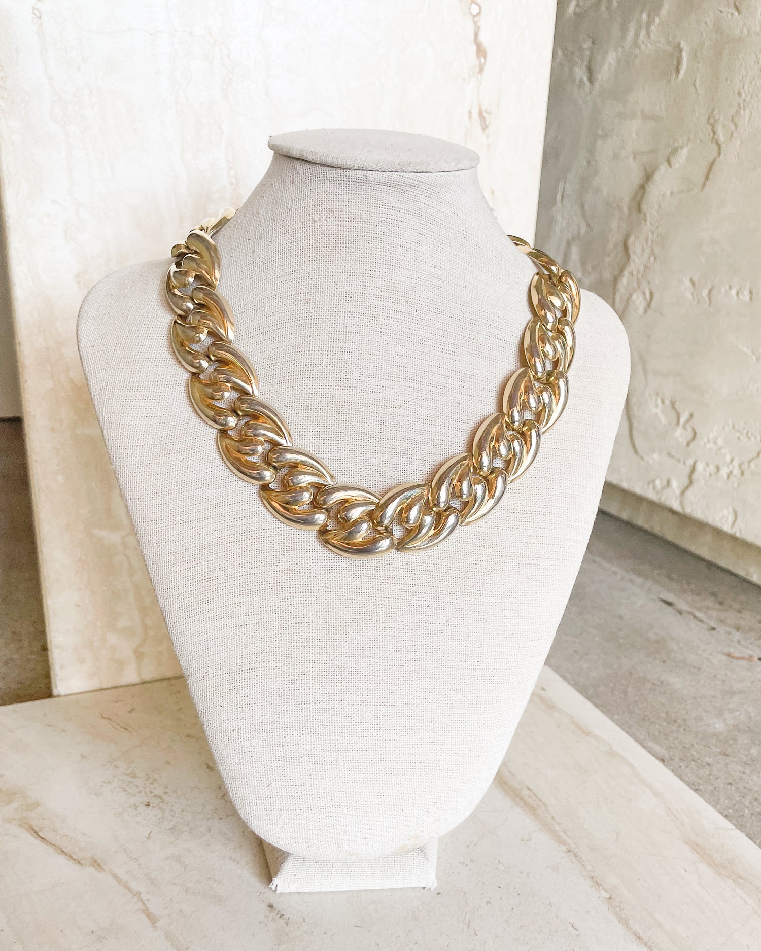 Vintage Gold Tone Collar Necklace