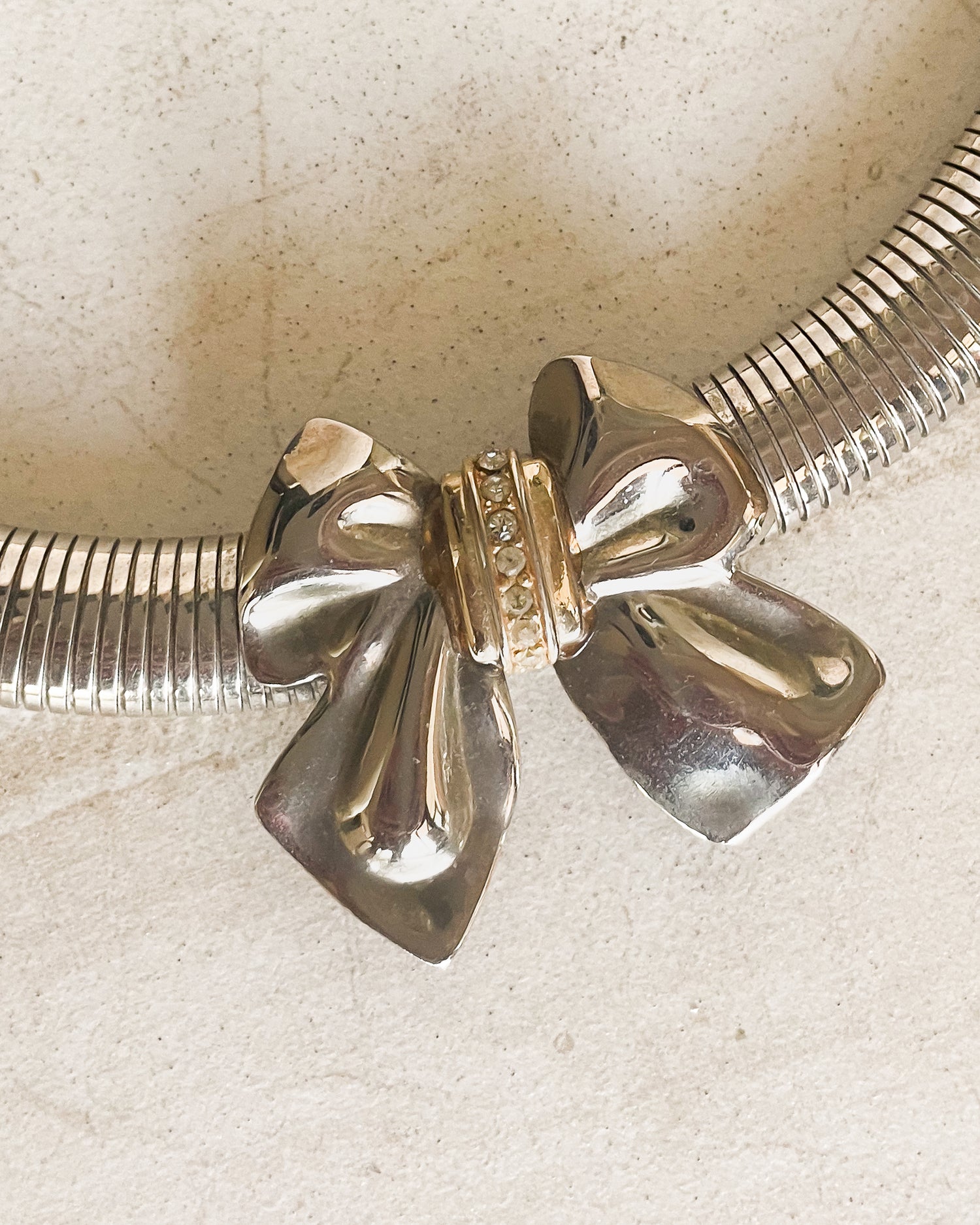 Vintage two tone bow silver snake chain choker