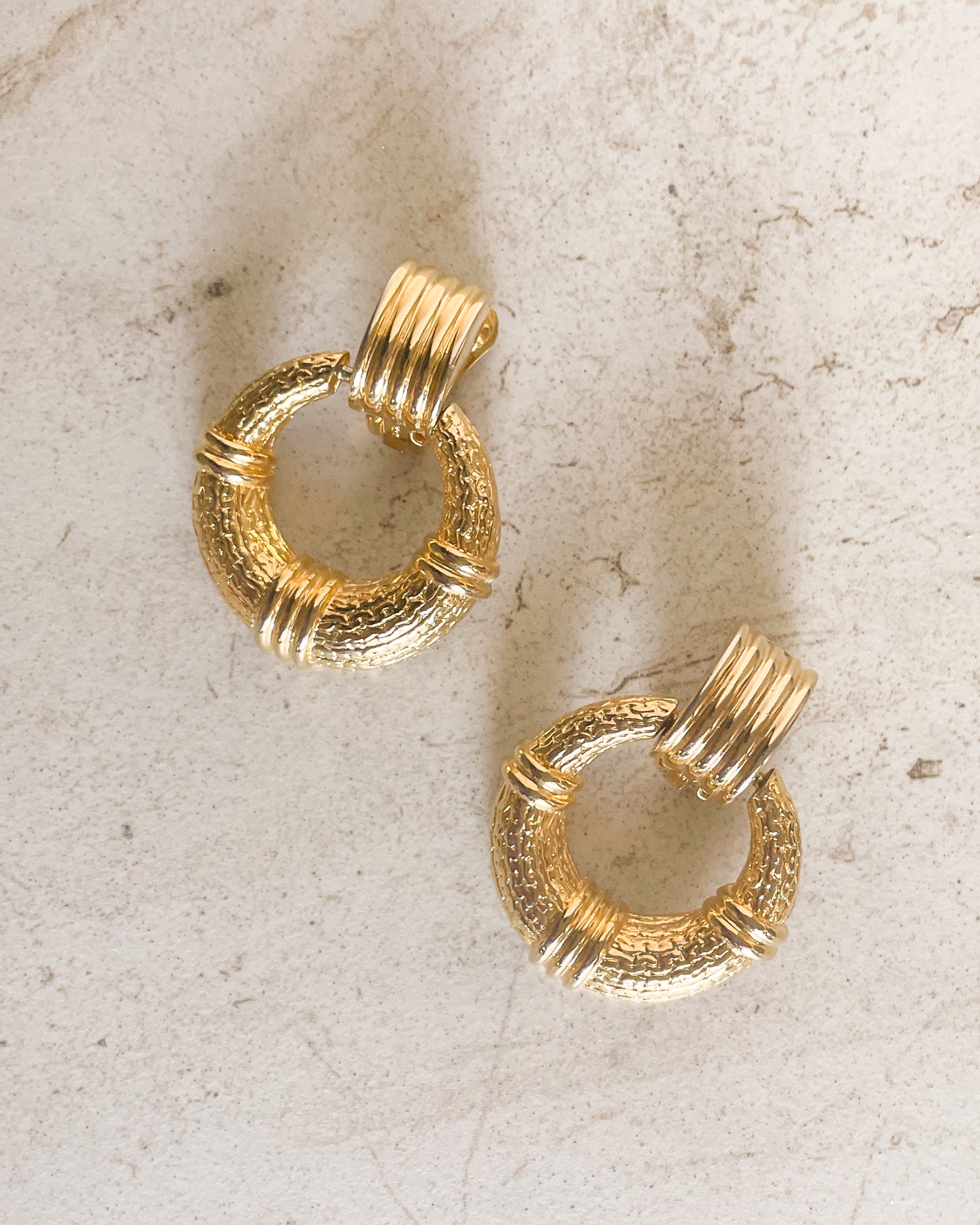 Vintage Gold Tone Drop Dangle Earring Clip-On Earrings